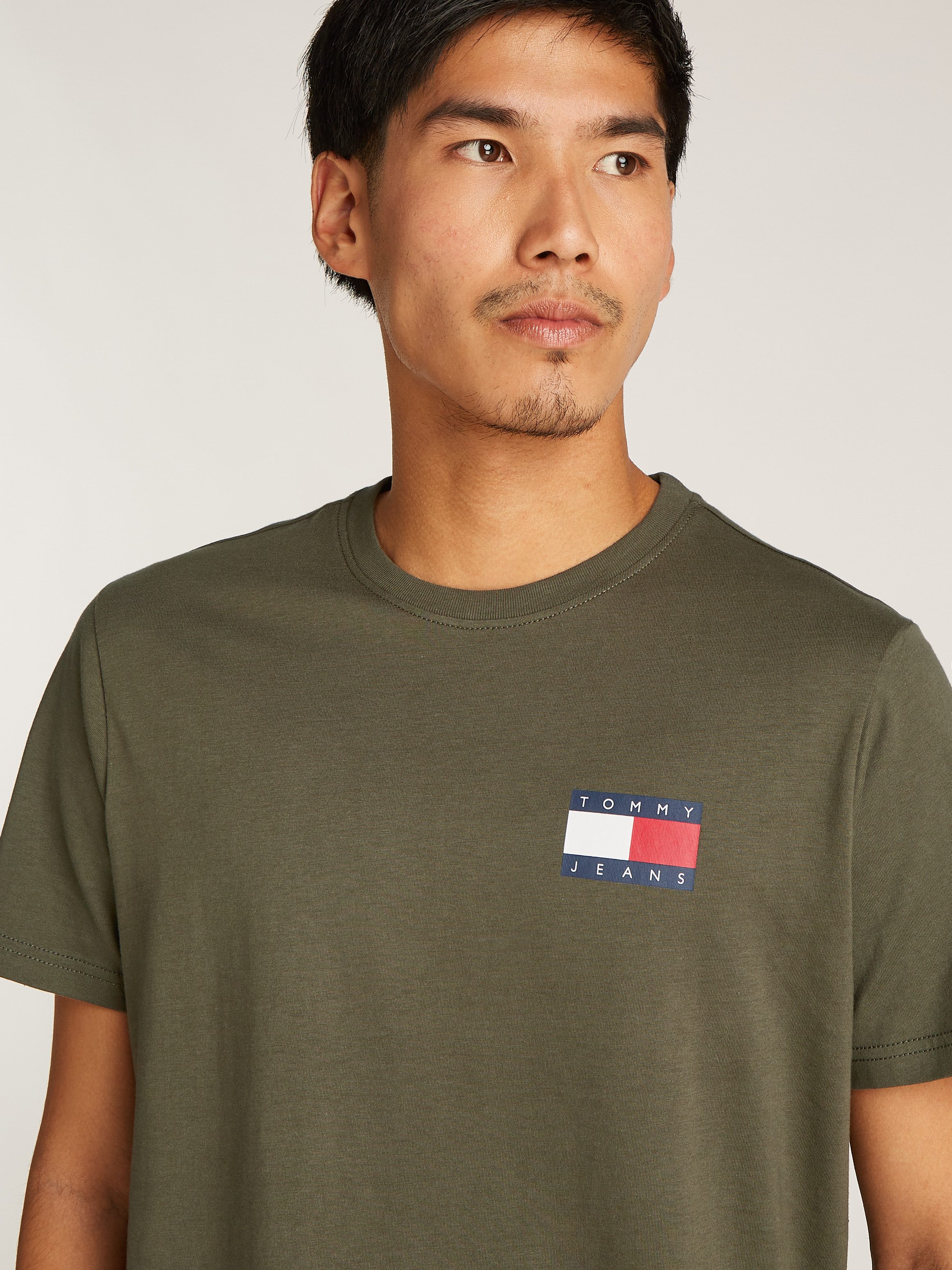 TOMMY JEANS T-shirt TJM SLIM ESSENTIAL FLAG TEE EXT