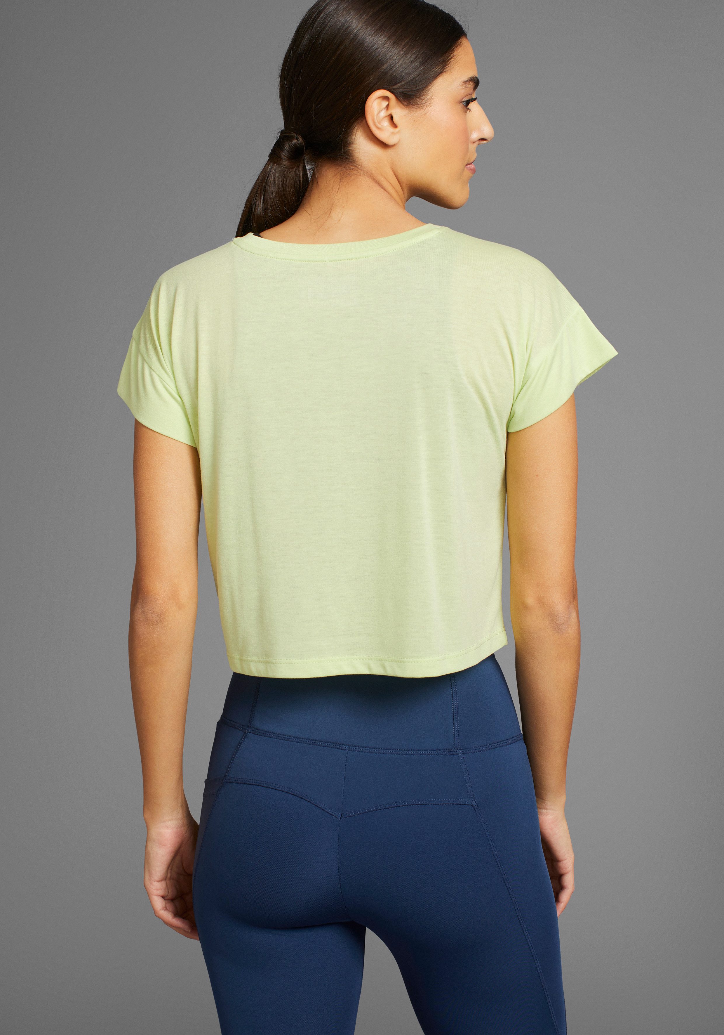 FAYN SPORTS Functioneel shirt Cropped Top Korte mouw, sportieve pasvorm, effen kleur, ronde hals (set, 2-delig)