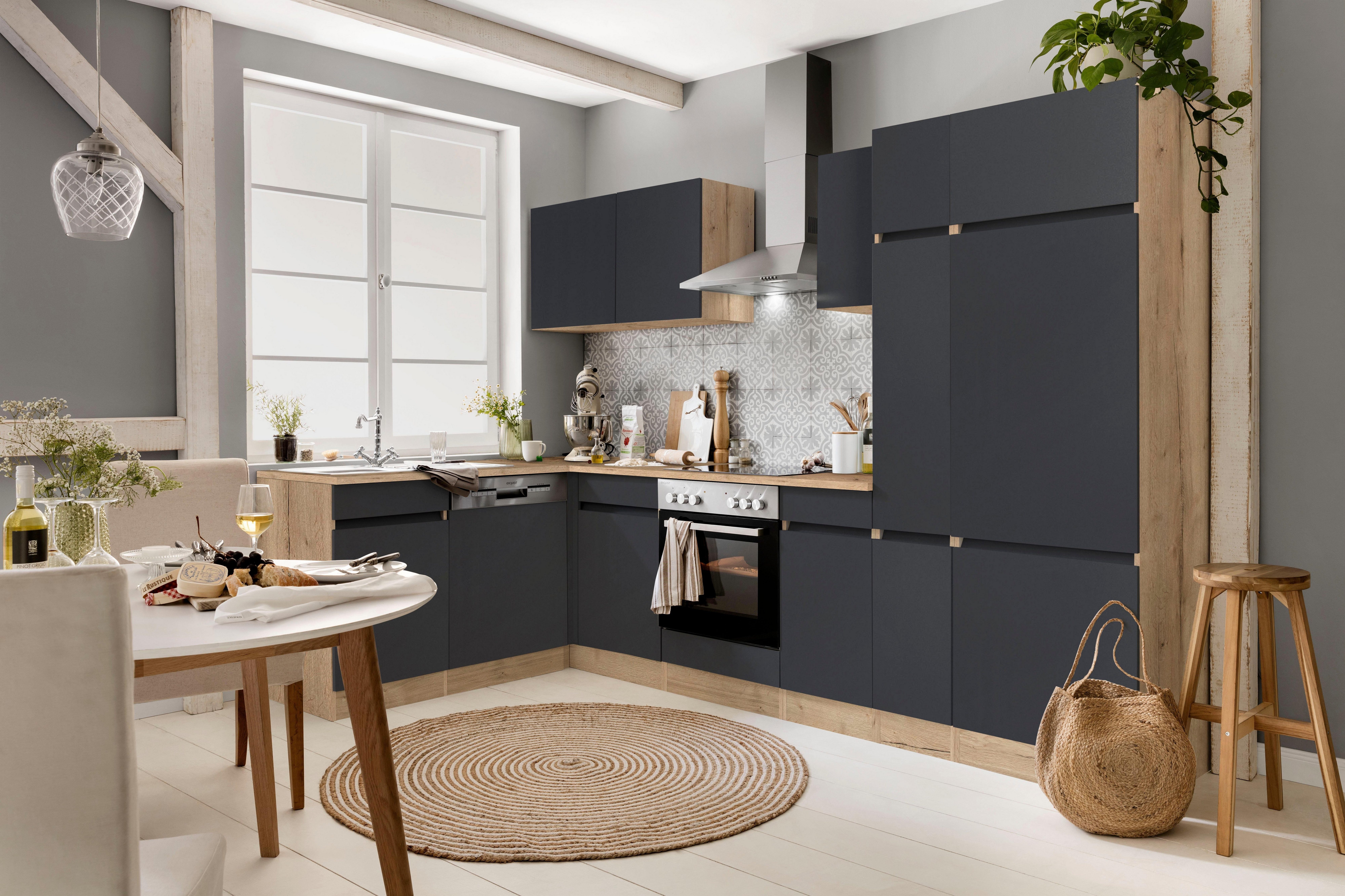 OPTIFIT Hoekkeuken Roth Afmetingen 300x175 cm, naar keuze met elektrische apparaten, met apothekerskast