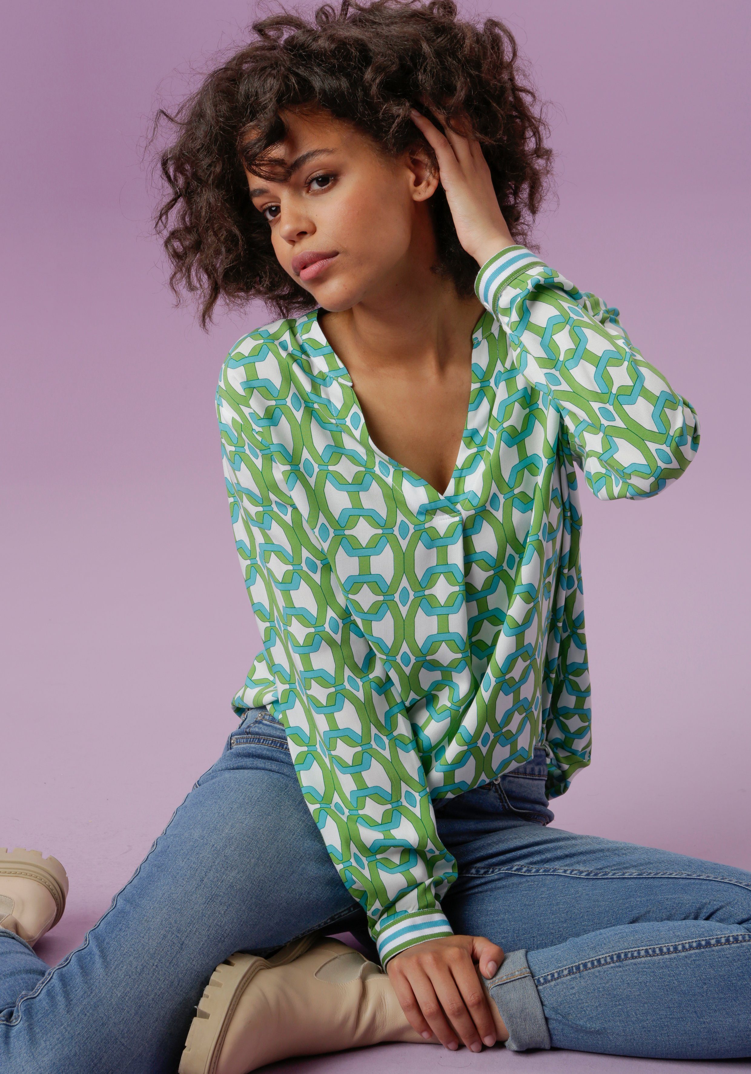 Aniston CASUAL Blouse zonder sluiting met opvallende, grafische print