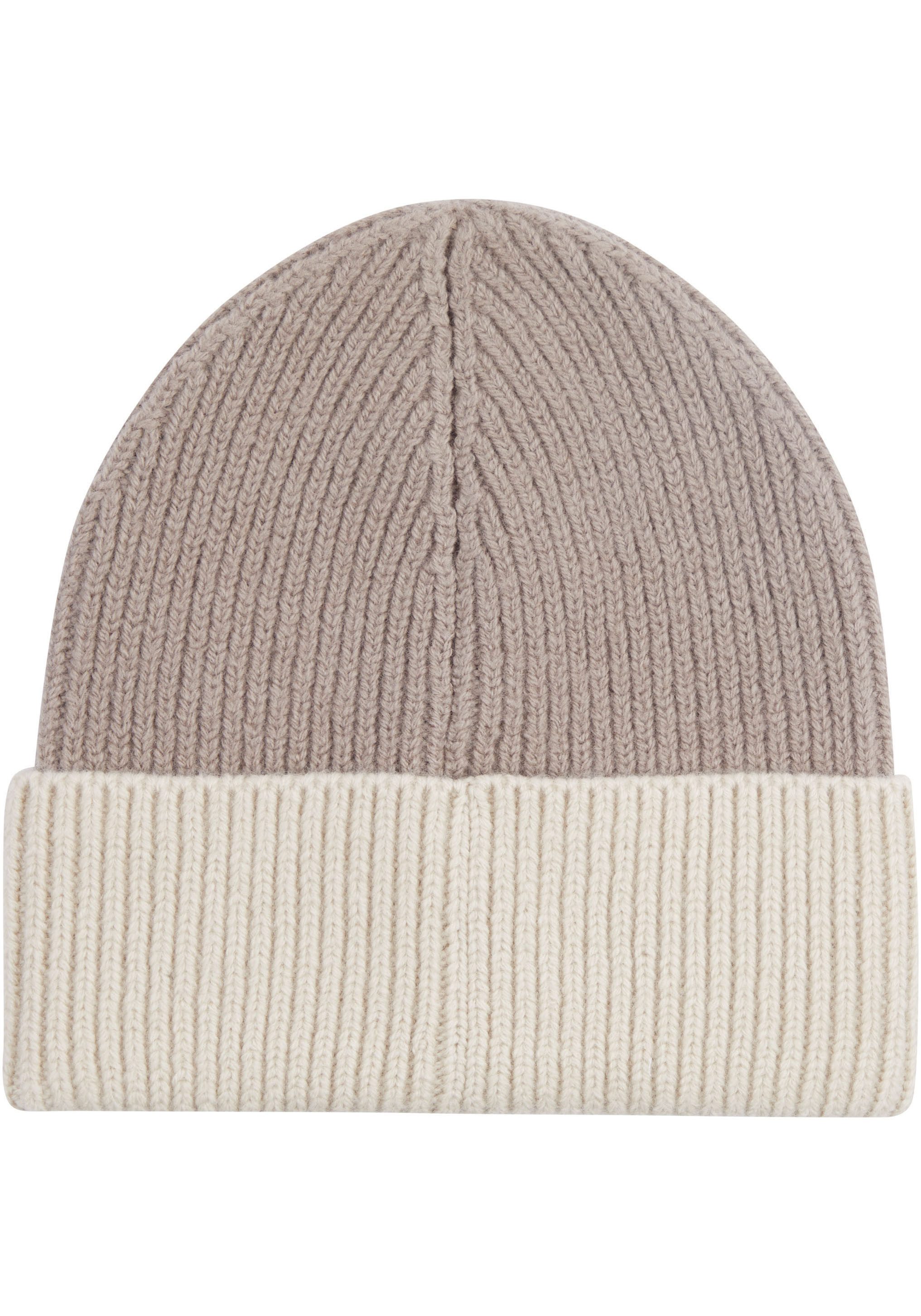 Calvin Klein Beanie CK METAL TWO-TONE CHUNKY BEANIE
