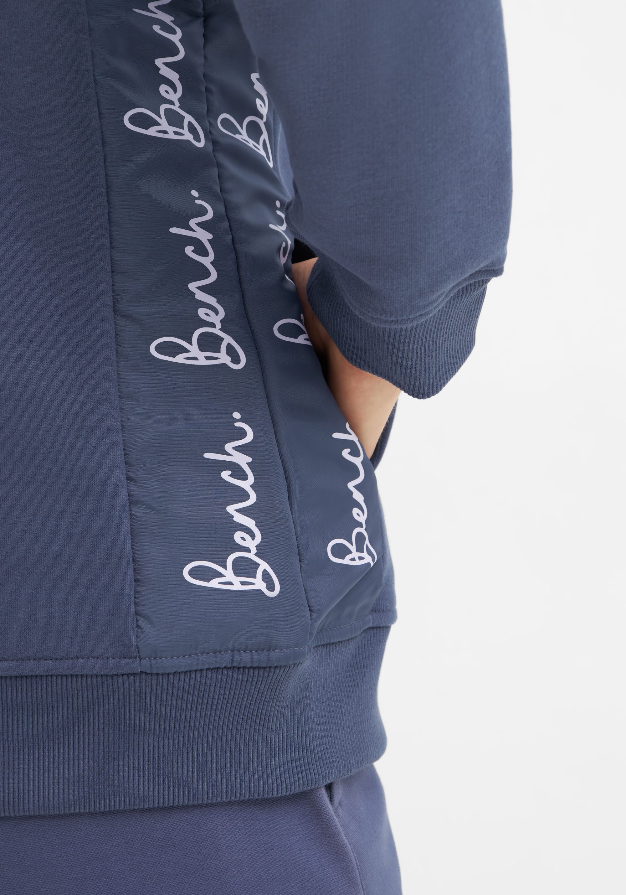 Bench. Sweatvest 643167