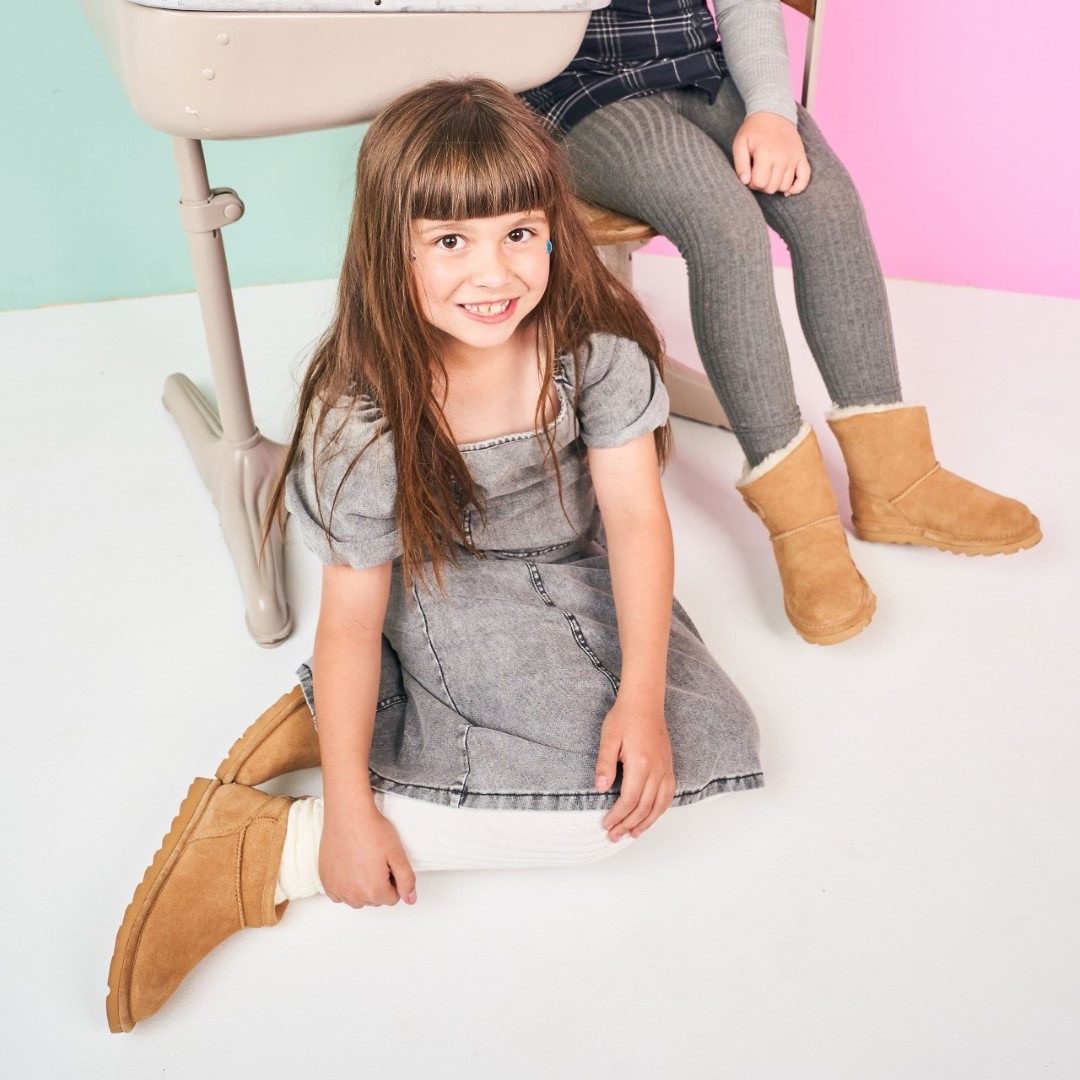 Bearpaw Winterlaarzen SHORTY YOUTH winterlaarzen, instaplaarzen, kinderschoenen met schapenwol