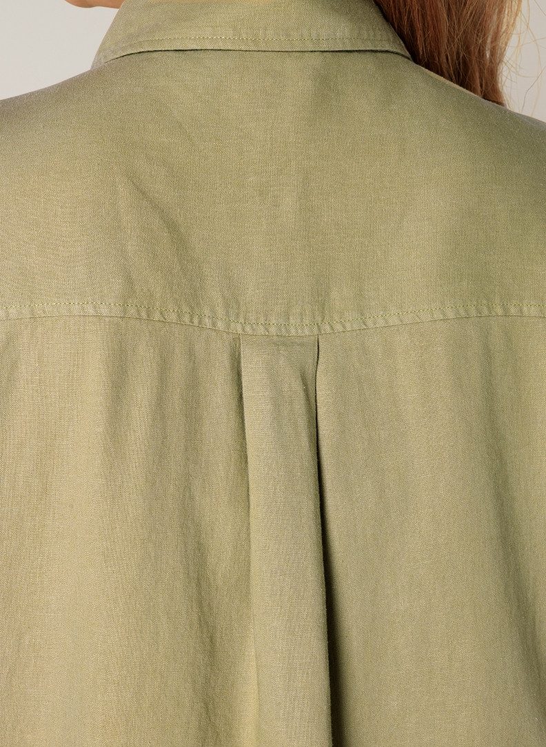 Base Level Curvy Blouse met lange mouwen Yaella