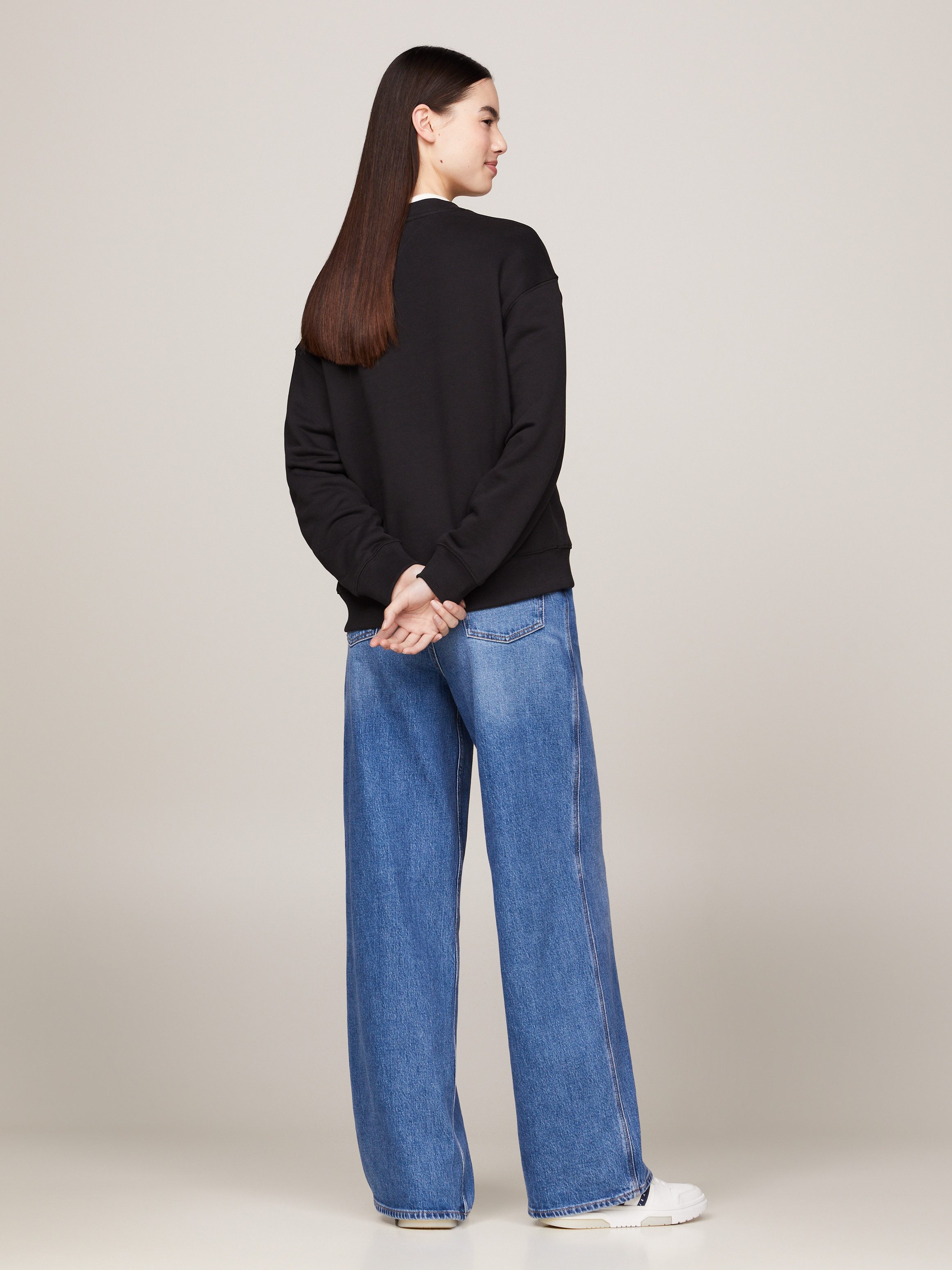 TOMMY JEANS Sweatshirt TJW BXY BADGE met drop-shoulder design en logo aan de voorkant