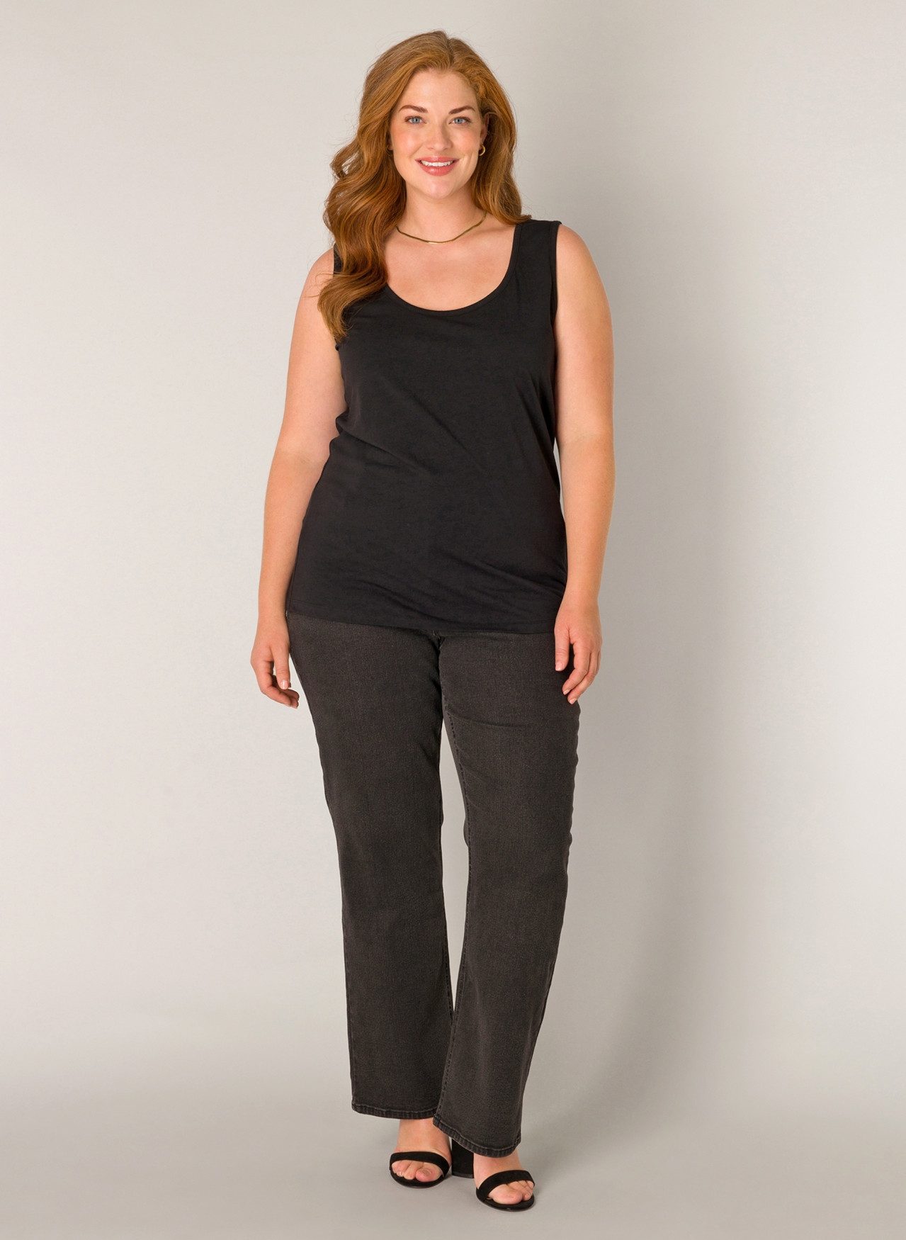 Base Level Curvy Lange top in grote maten