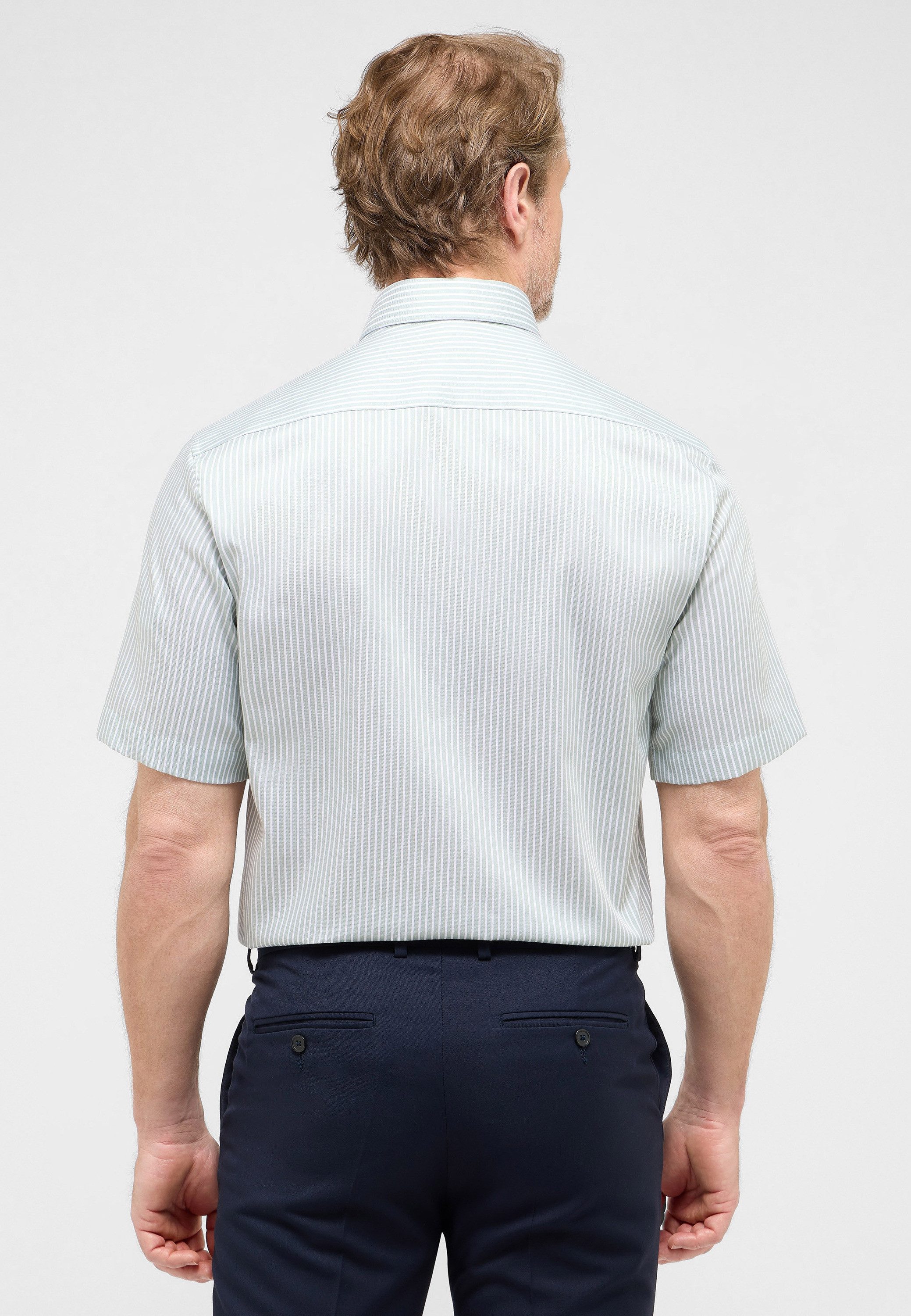 Eterna Overhemd met korte mouwen MODERN FIT NON IRON (strijkvrij)