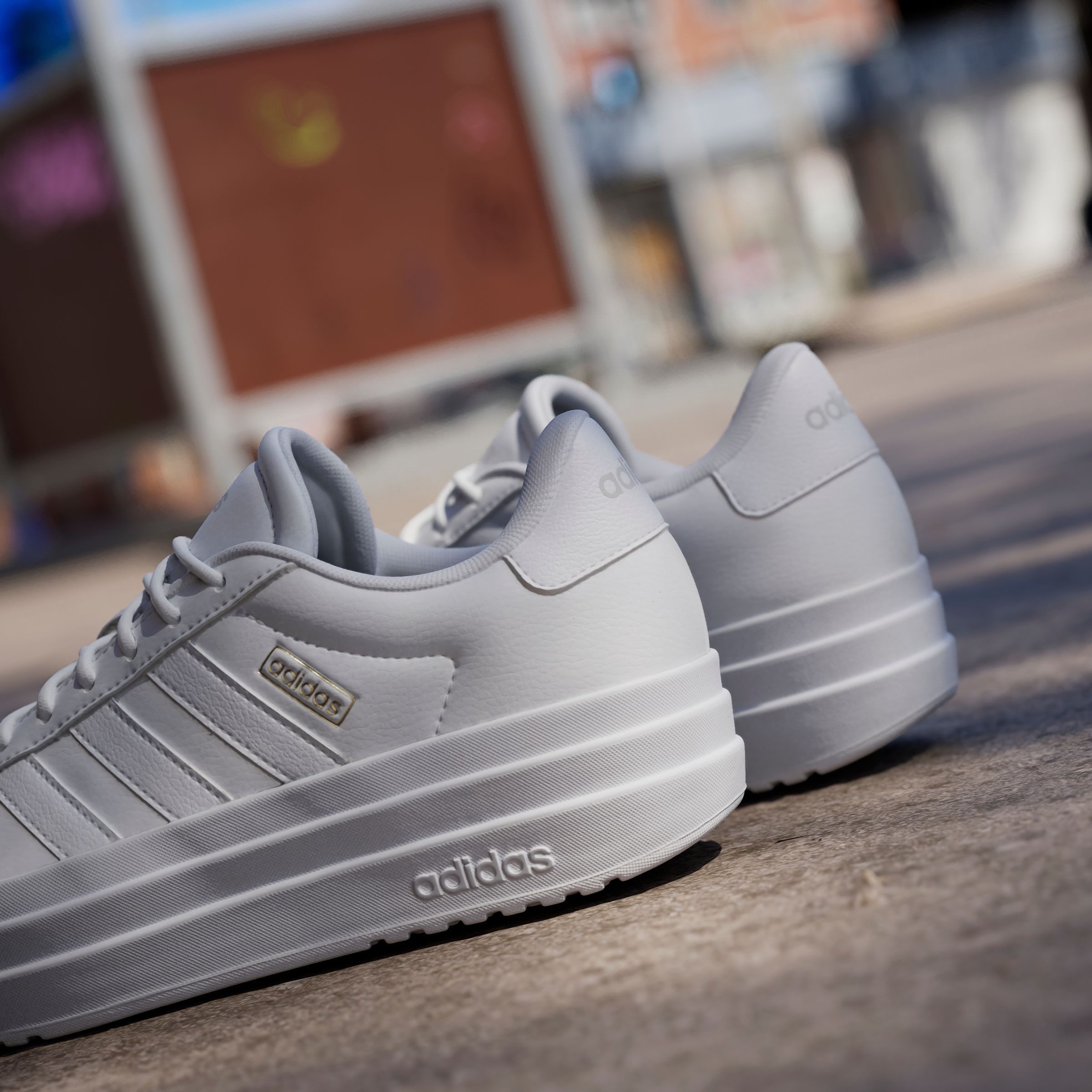 adidas Sportswear Sneakers VL COURT BOLD Design in de voetsporen van de adidas Gazelle Bold