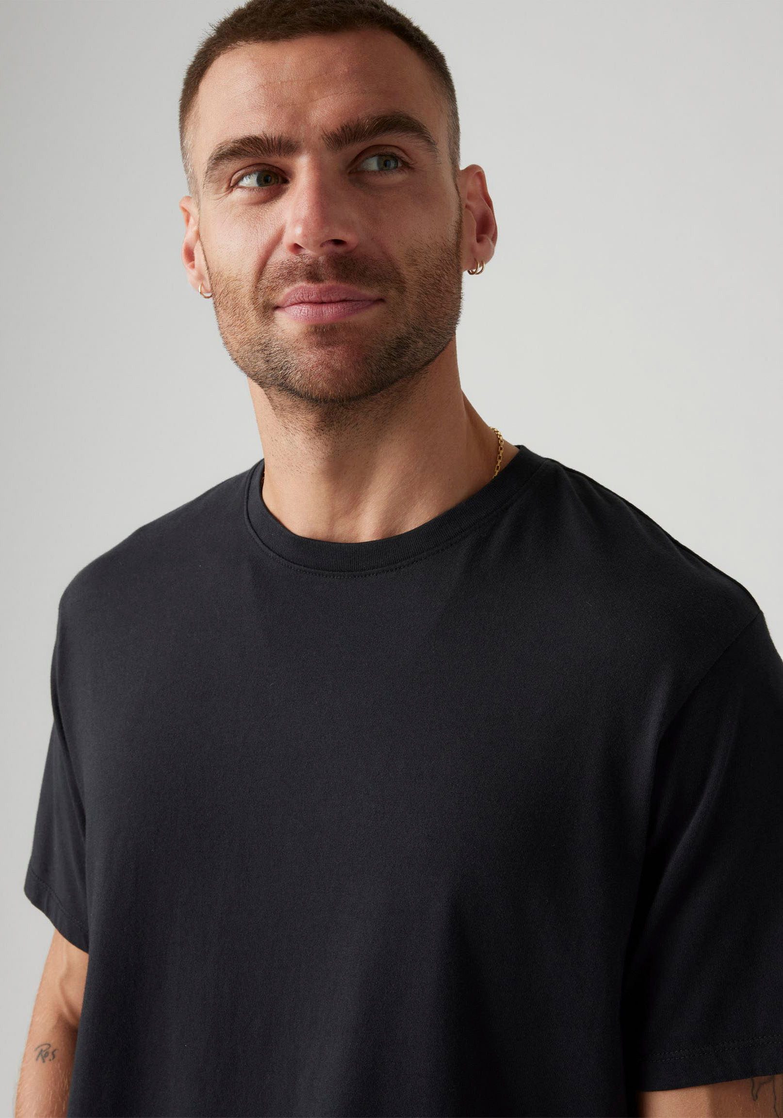 Levi's® T-shirt THE ESSENT met een ronde hals
