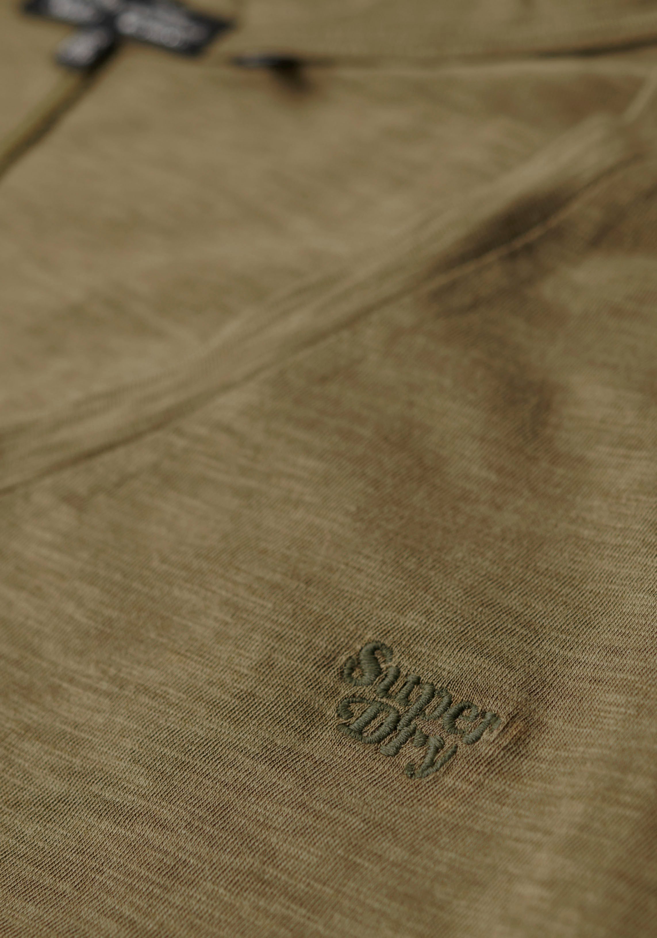 Superdry Shirt met V-hals STUDIOS SLUB EMB VEE TEE gestructureerd t-shirt met v-hals en borduursel