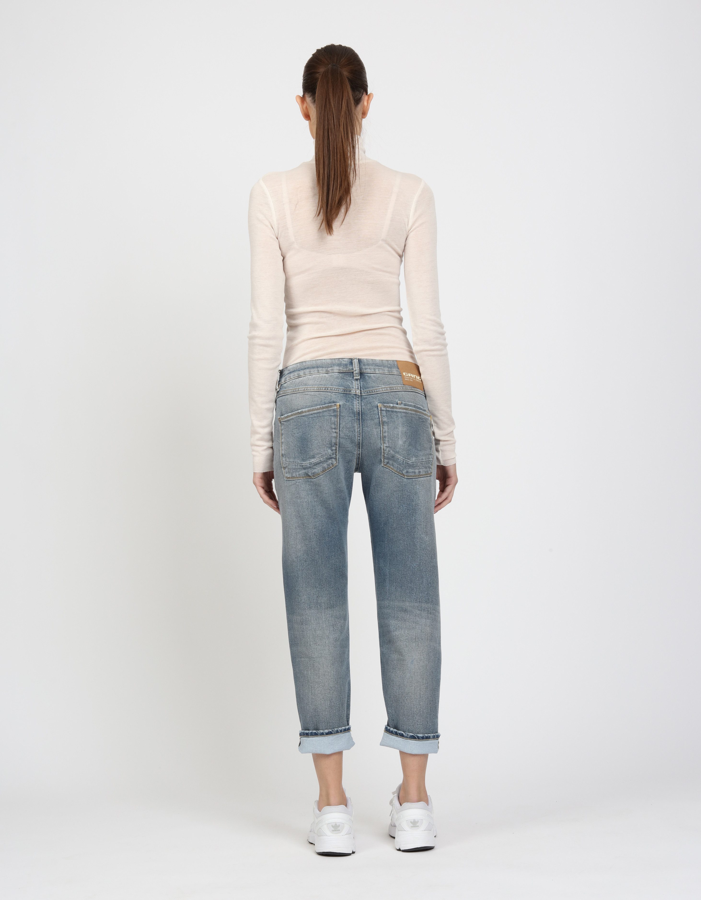 GANG Boyfriendjeans 94NADIA 5-pocketsstijl met ritssluiting en knoop