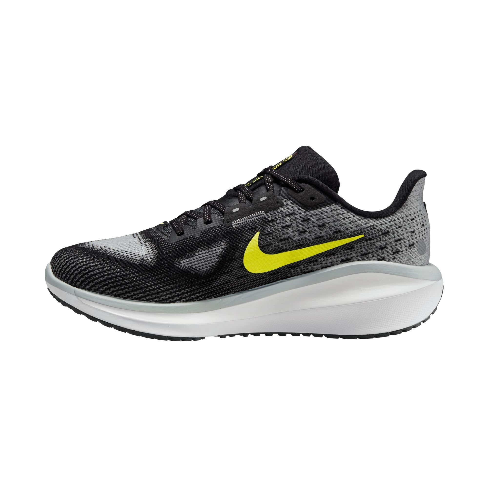 Nike Runningschoenen Vomero 17