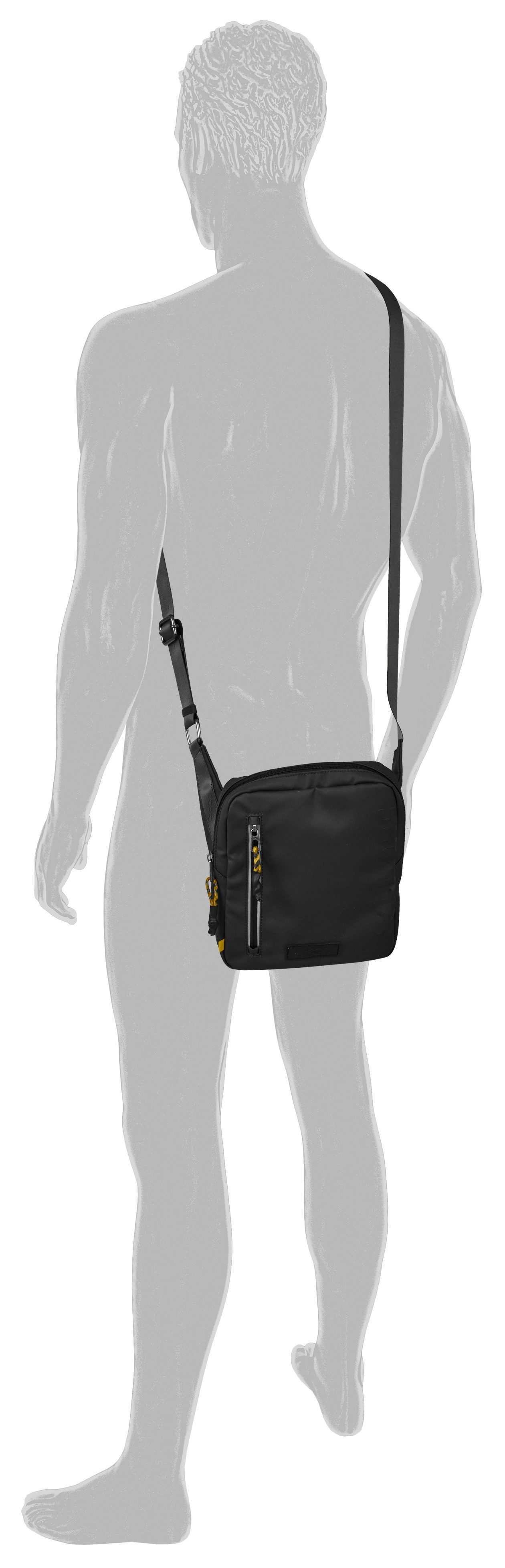 camel active Schoudertas Explore waterafstotend gerecycled nylon en reflecterende ritsen