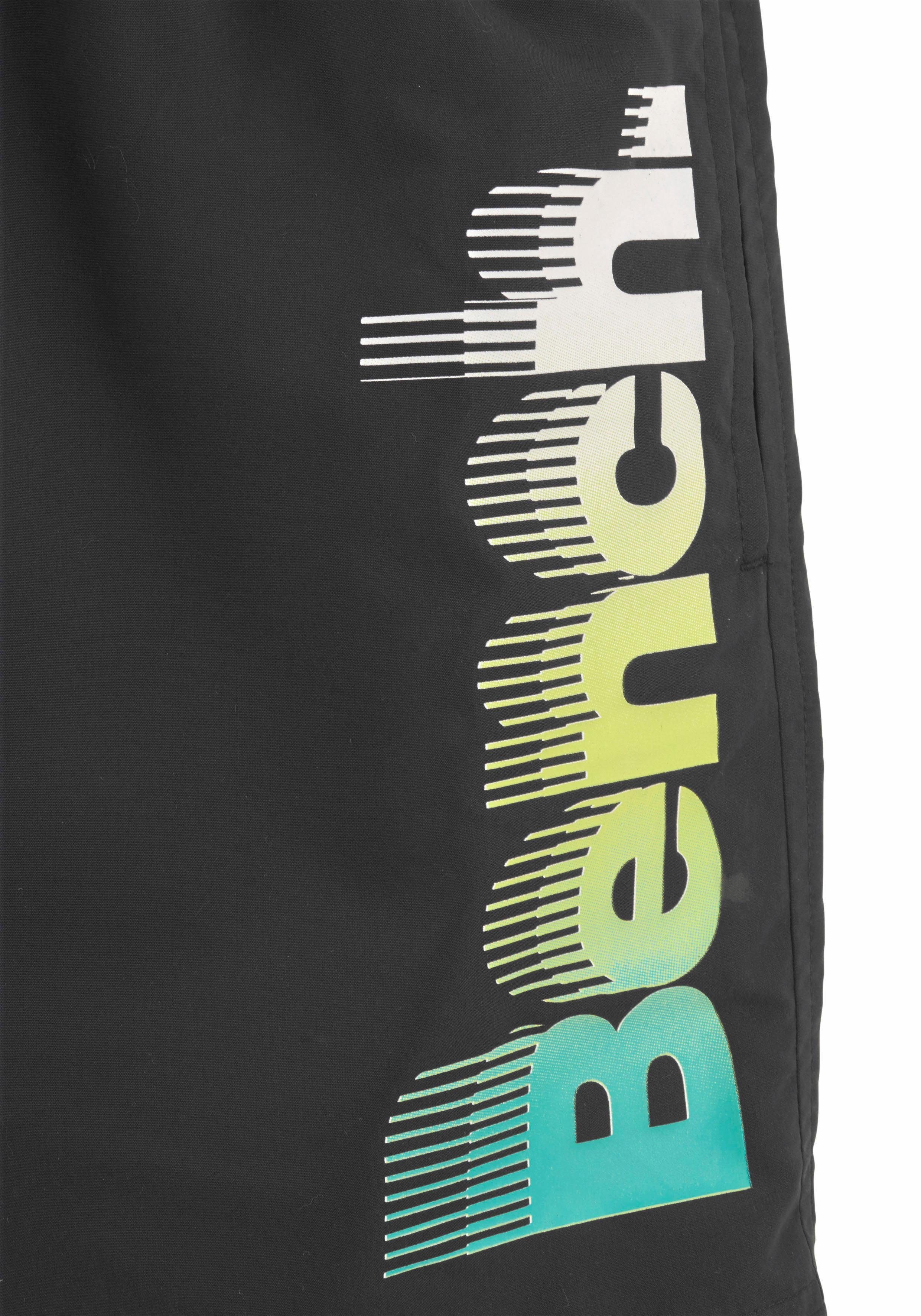 Bench. Zwemshort met een grote logoprint