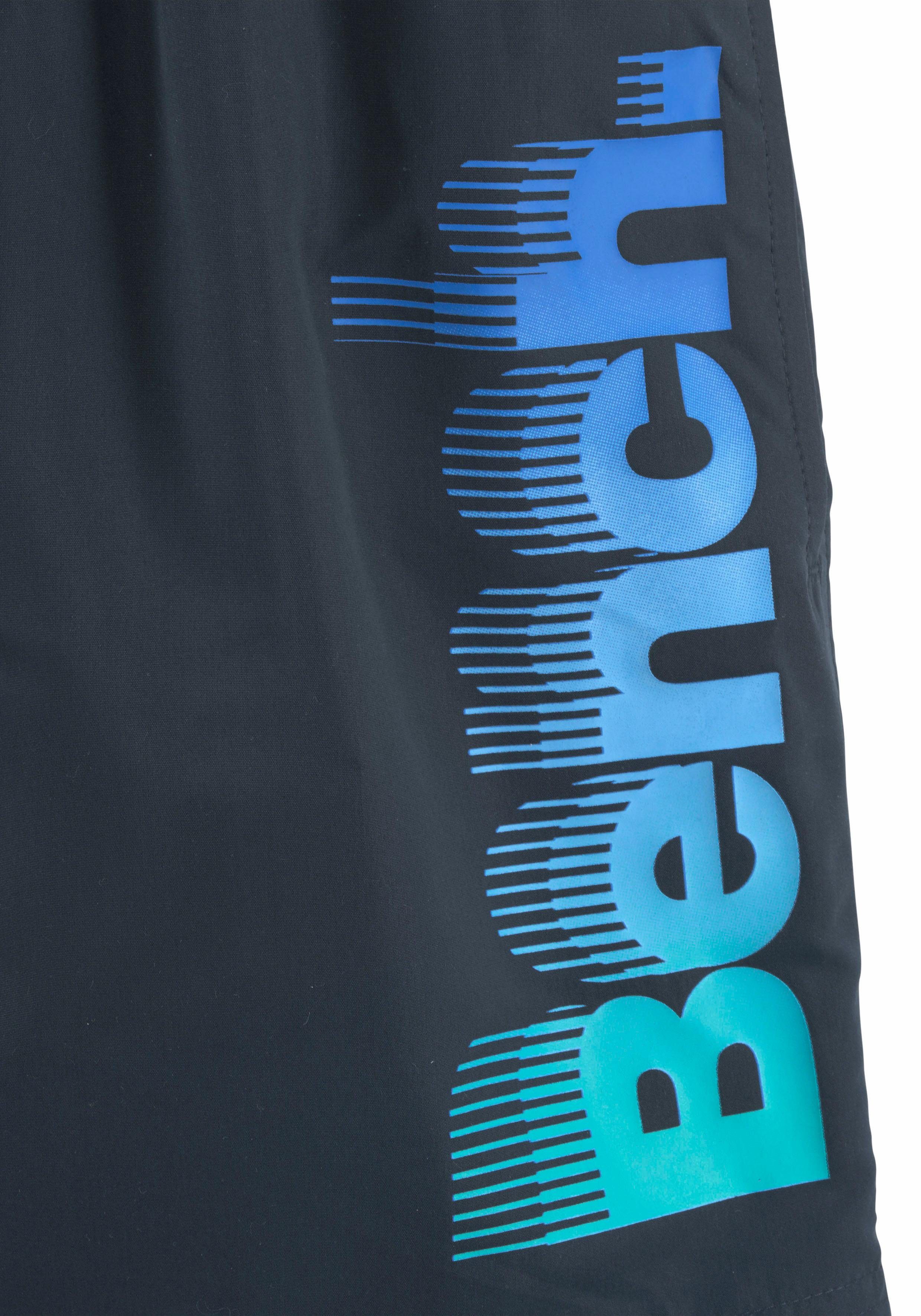 Bench. Zwemshort met een grote logoprint