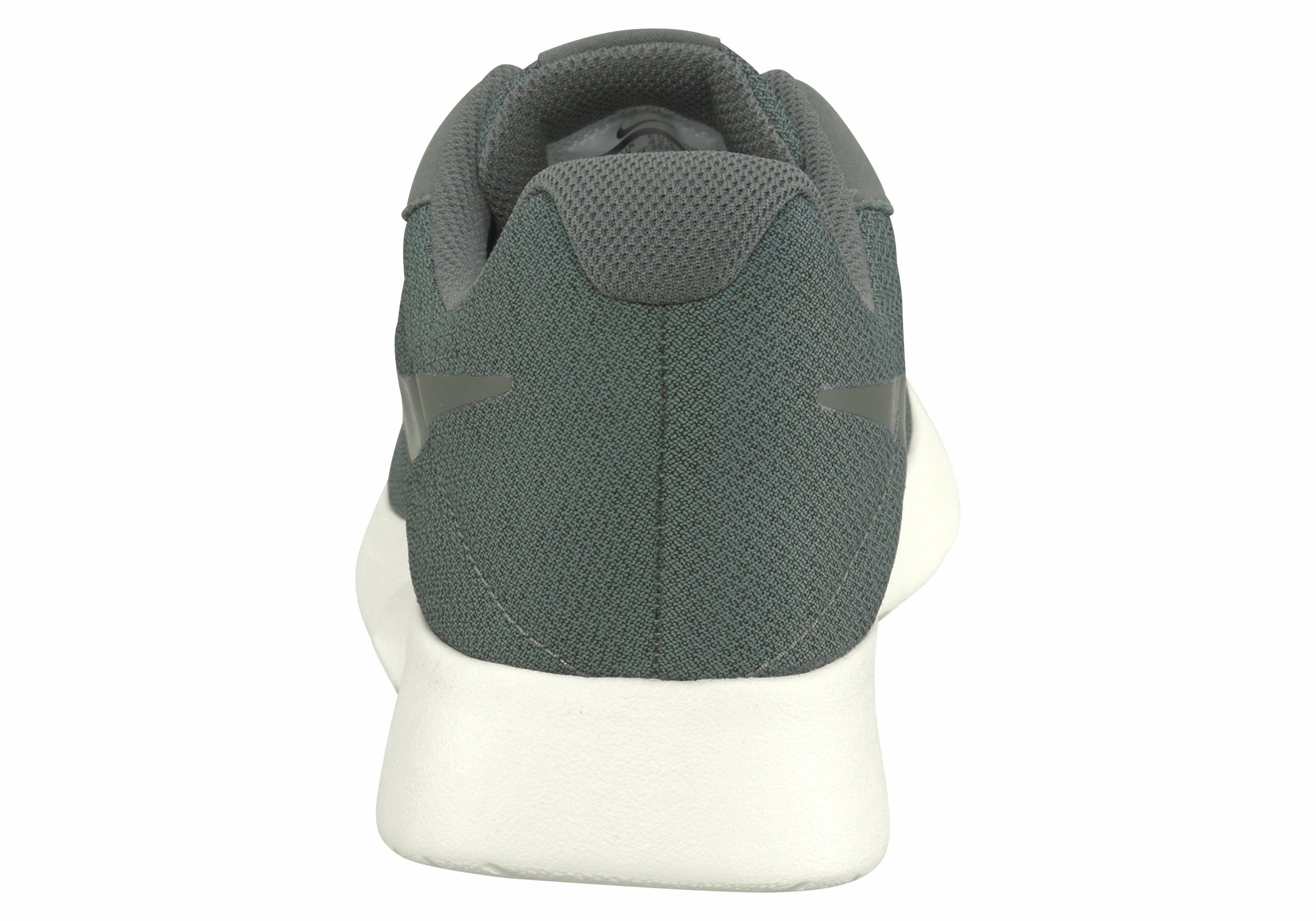 nike tanjun groen heren nike tanjun groen heren