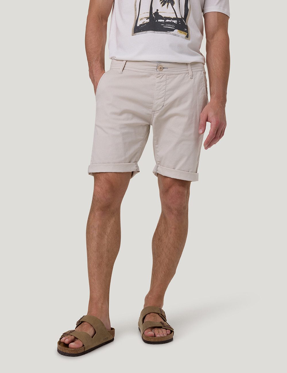 Pioneer Authentic Jeans Chino-short LENNY chino shorts in de four-pocket stijl