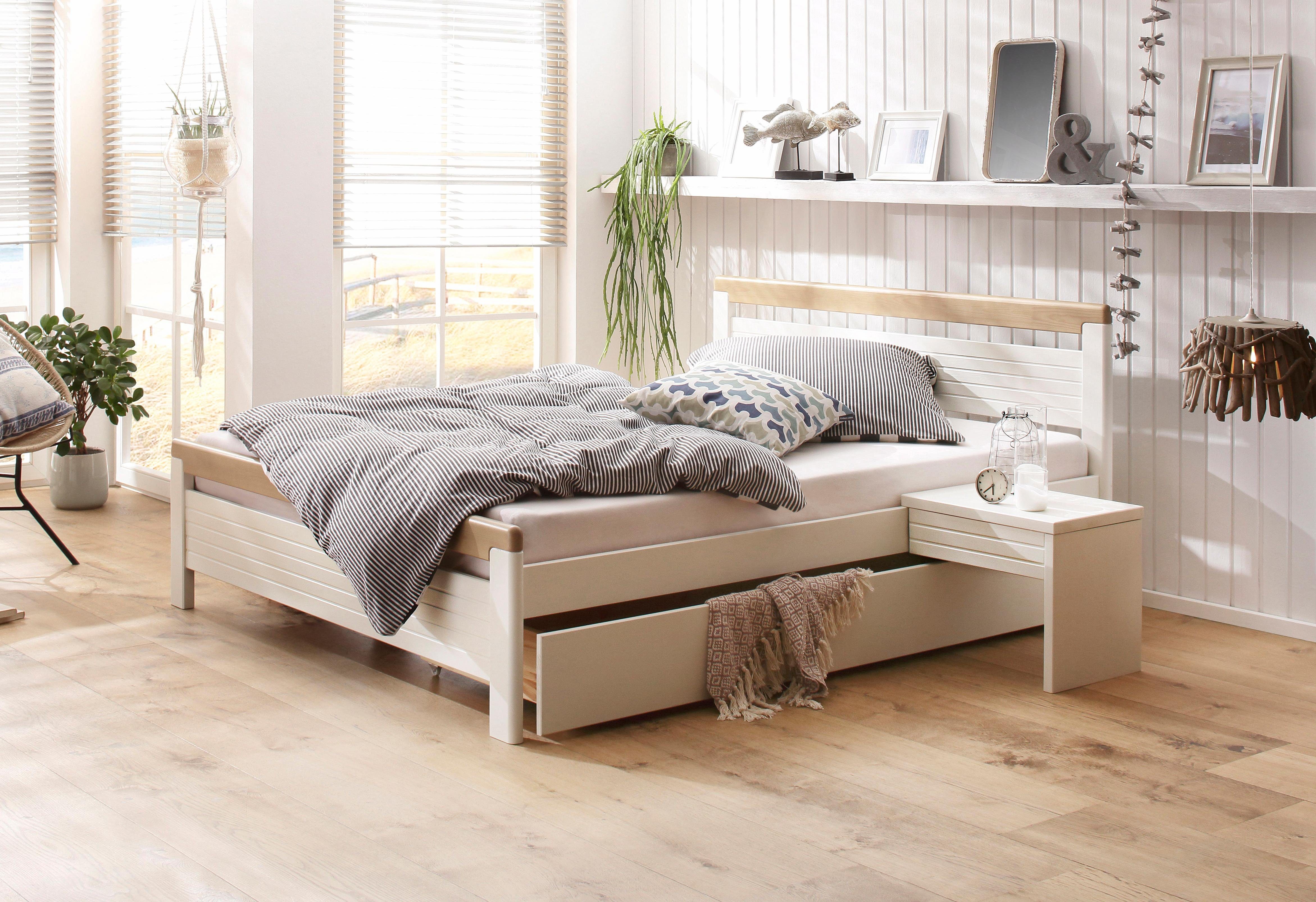 Home affaire Massief houten ledikant "CAPRE" in Scandinavische landhuisstijl in verschillende breedtes verkrijgbaar, gecertificeerd massief hout, latten look
