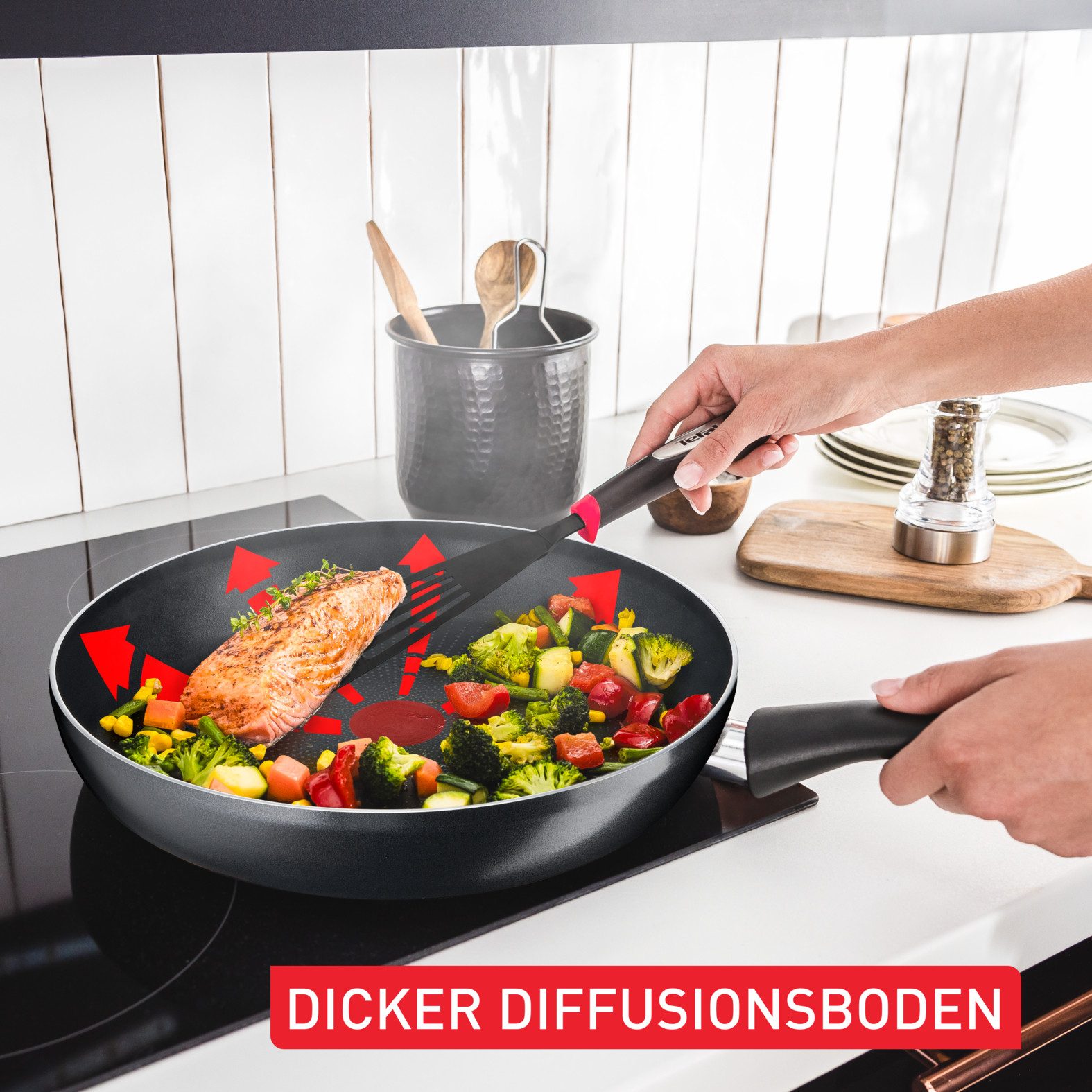Tefal Koekenpan Hard Titanium Essential Titanium anti-aanbakcoating, thermo-signaal, gas+elektrisch+glaskeramiek (1-delig)