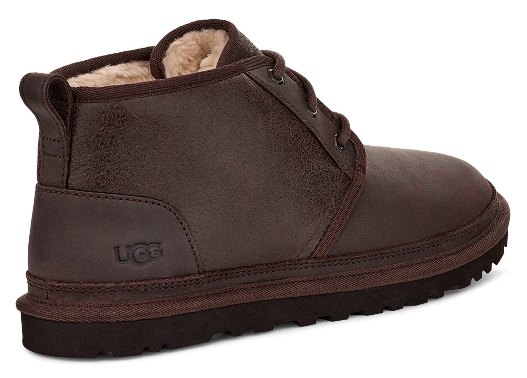 UGG Veterschoenen NEUMEL DISTRESSED Chukka boots, winterlaarzen met gepolsterde voetbed