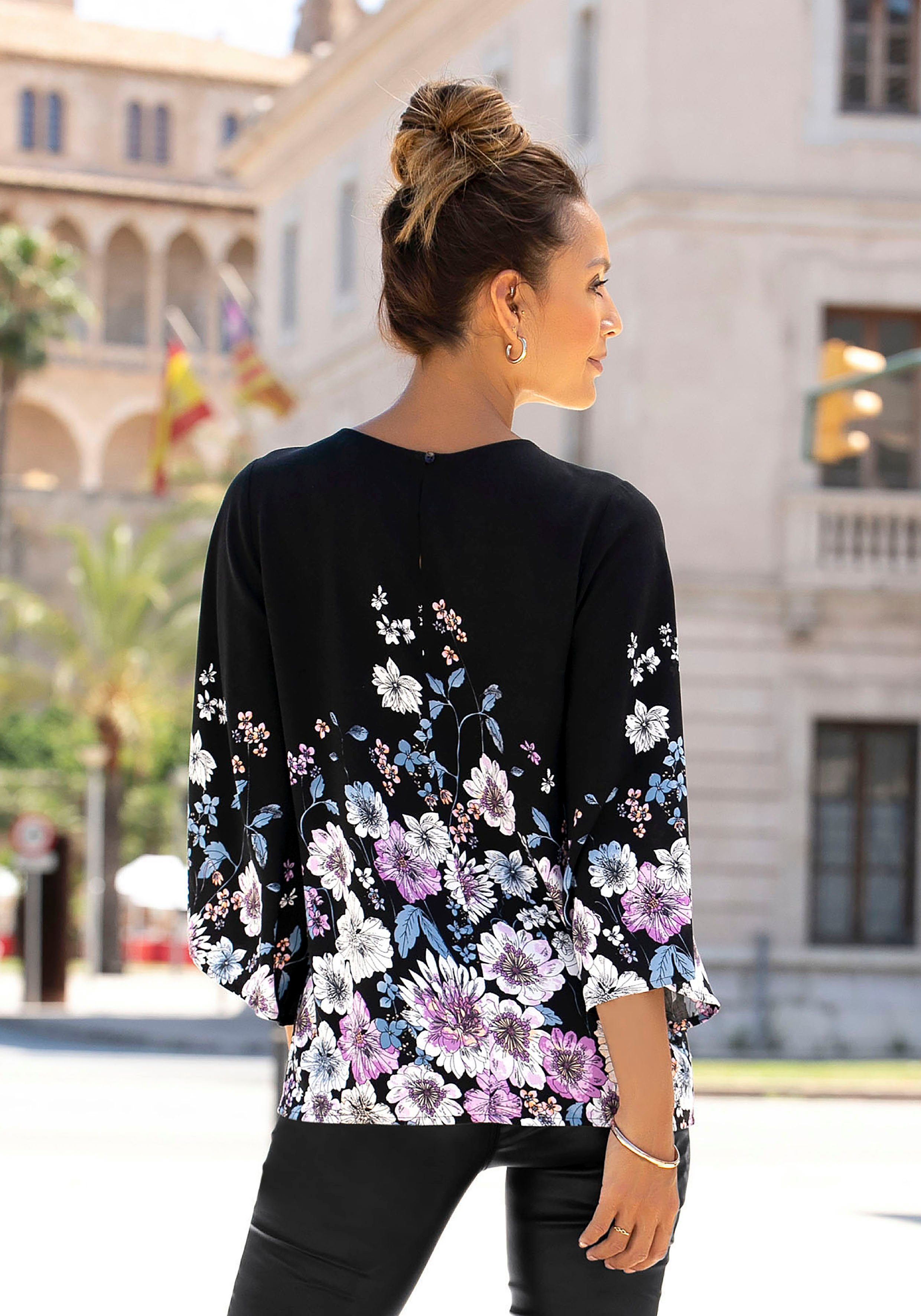Lascana Blouse zonder sluiting met bloemenprint en trompetmouwen, blouseshirt, casual