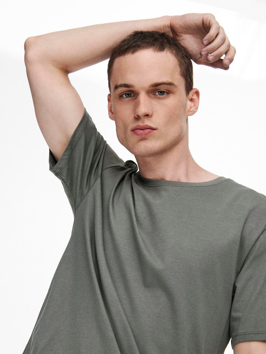 ONLY & SONS Shirt met ronde hals ONSMATT LONGY SS TEE NOOS