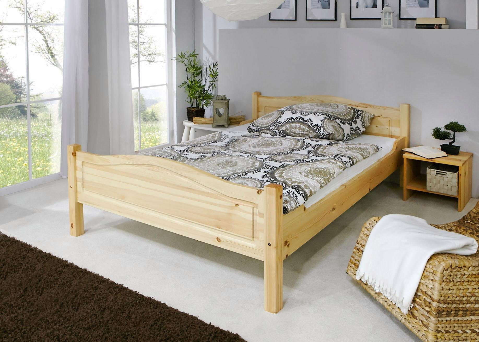 Ticaa Massief houten ledikant Rita Tweepersoonsbed, van massief dennenhout, inclusief lattenbodem bedden beige