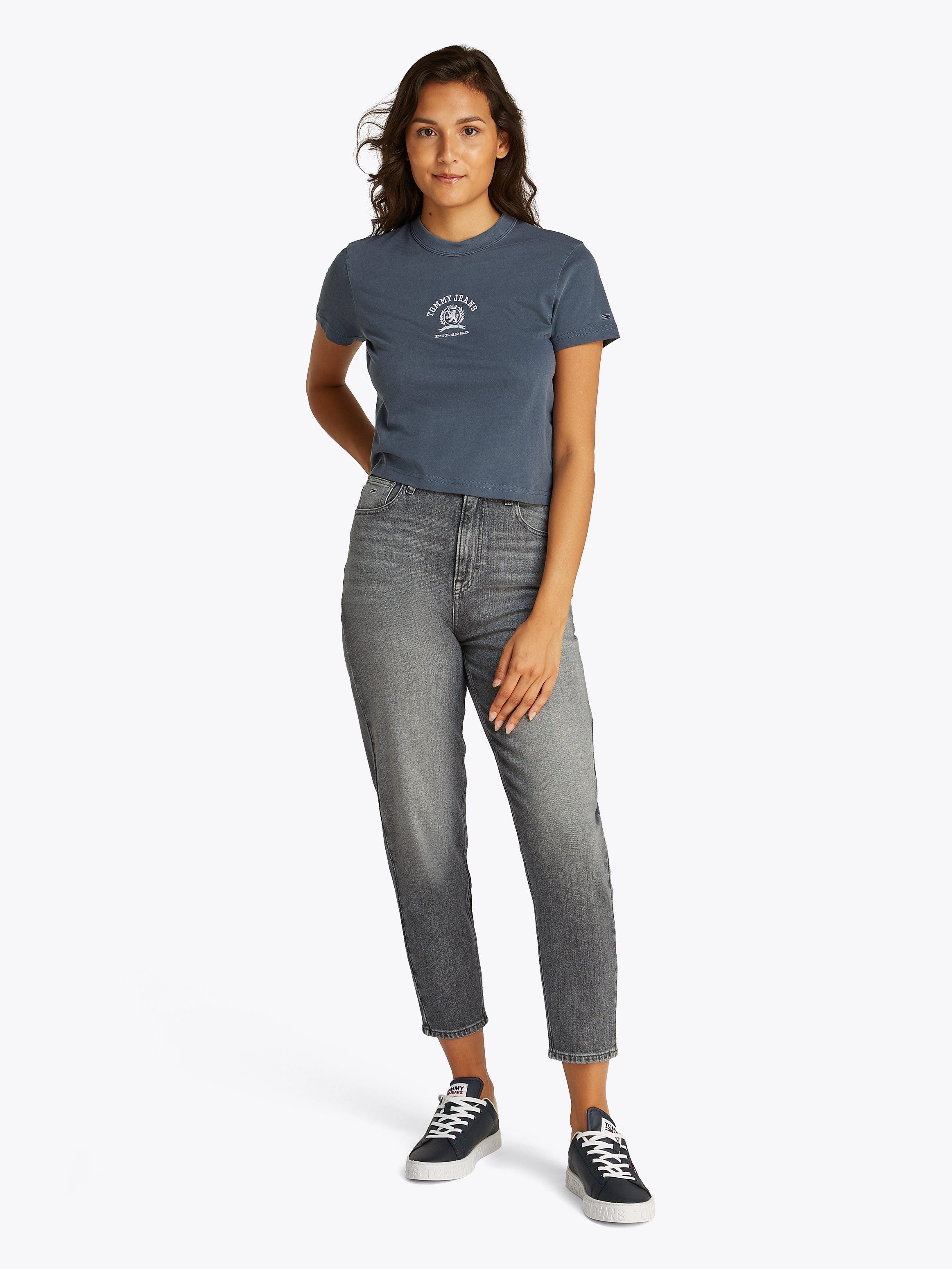TOMMY JEANS Mom jeans High waist - Mom-Jeans Tapered met logo-borduurwerk, in enkelvrije lengte