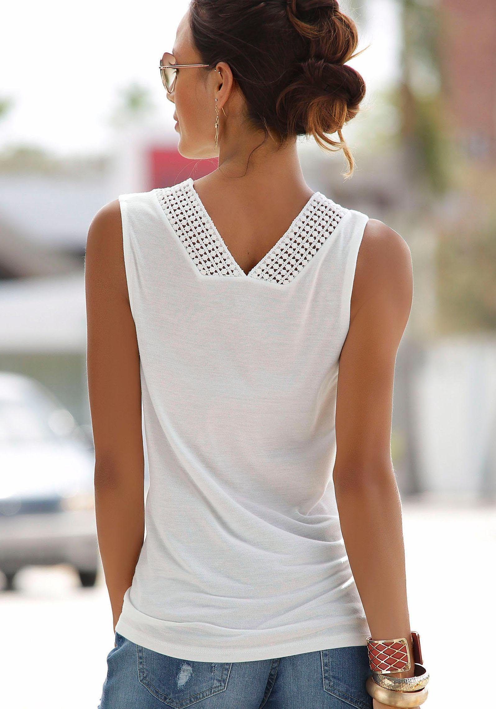 Lascana Strandtop met kantrand aan de halslijn, modieuze dames-top