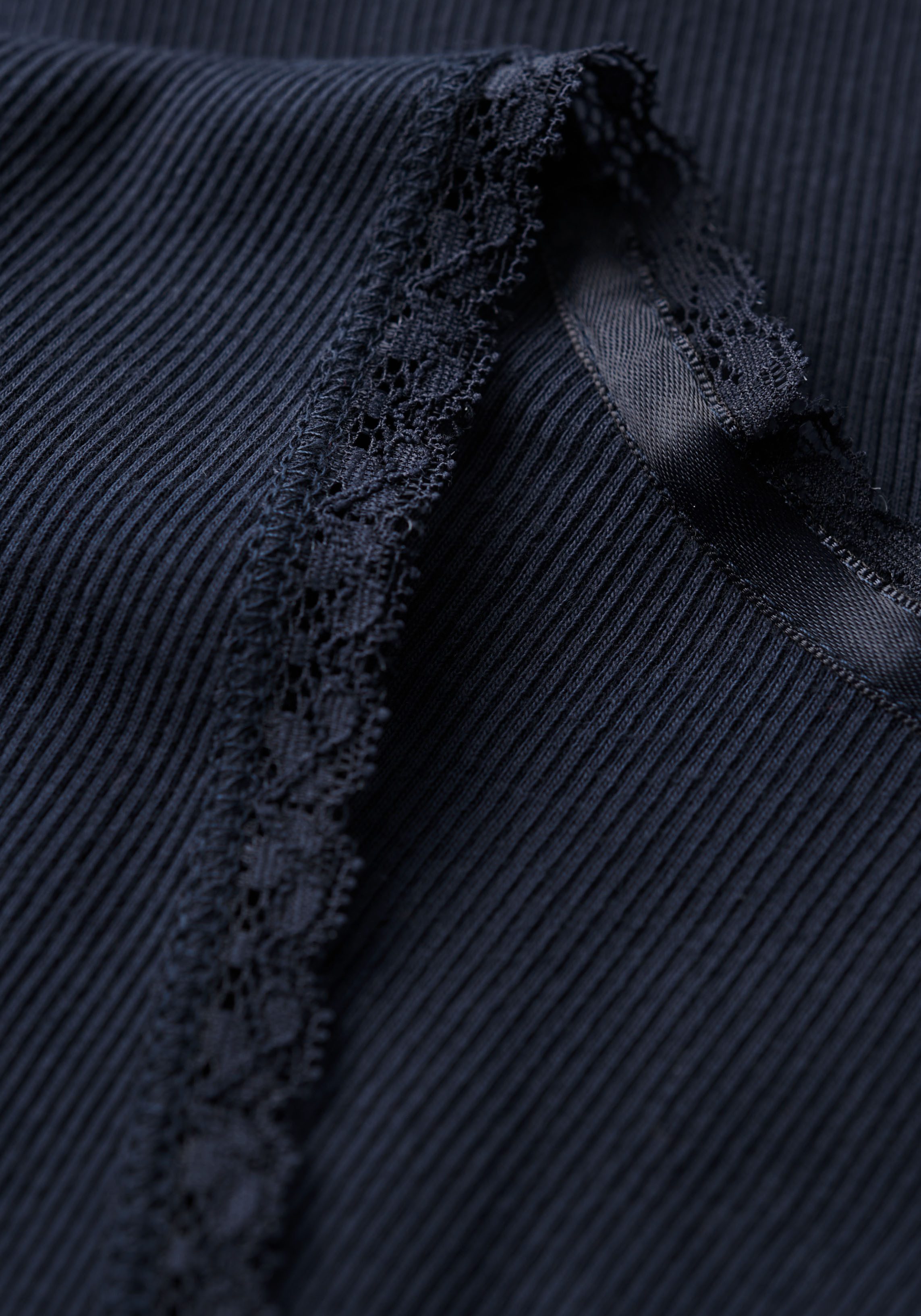 Superdry T-shirt ESSENTIAL LACE TRIM V TEE