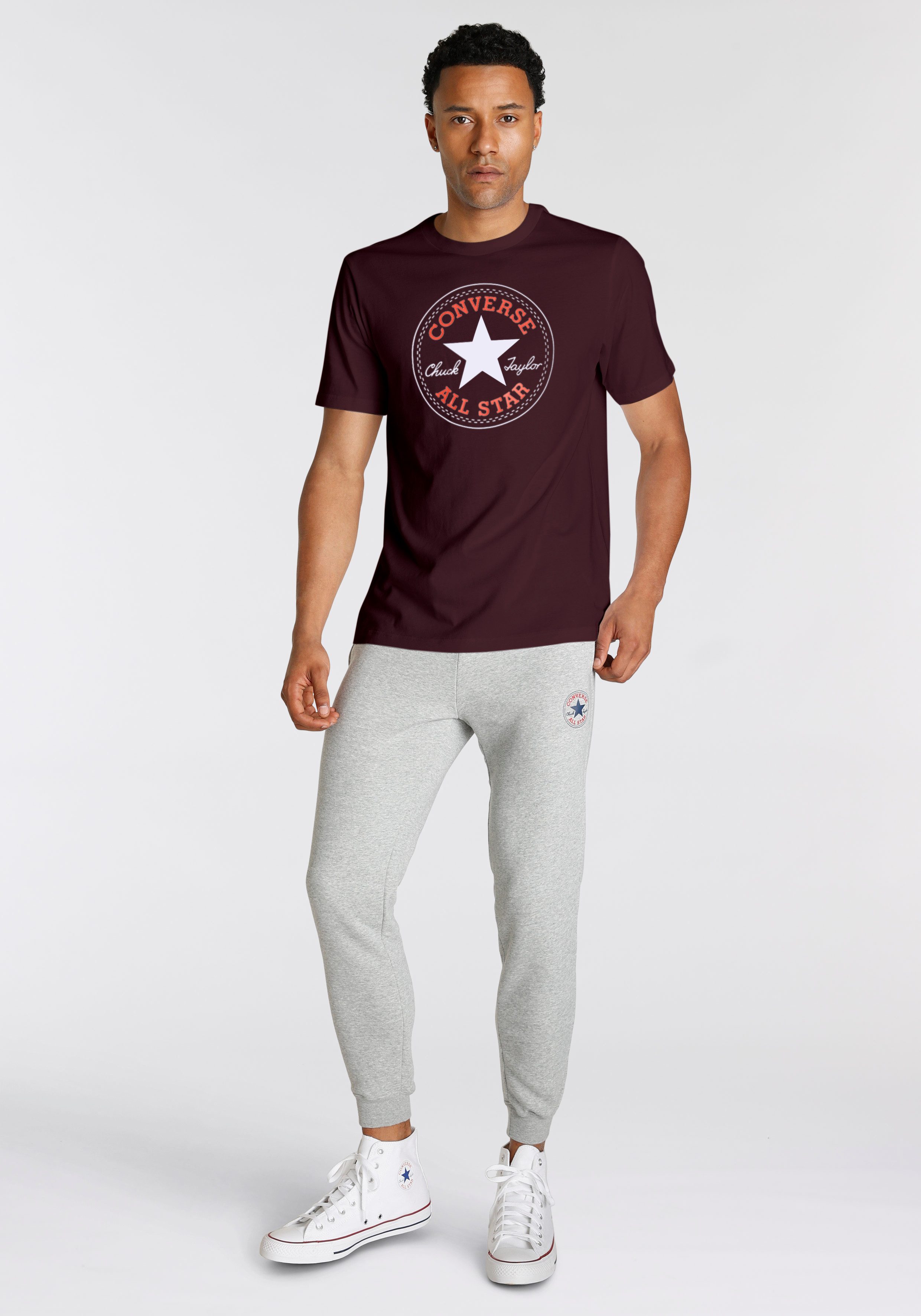 Converse T-shirt UNISEX CONVERSE GO-TO ALL STAR PATCH LOGO STANDARD FIT T-SHIRT (1-delig)