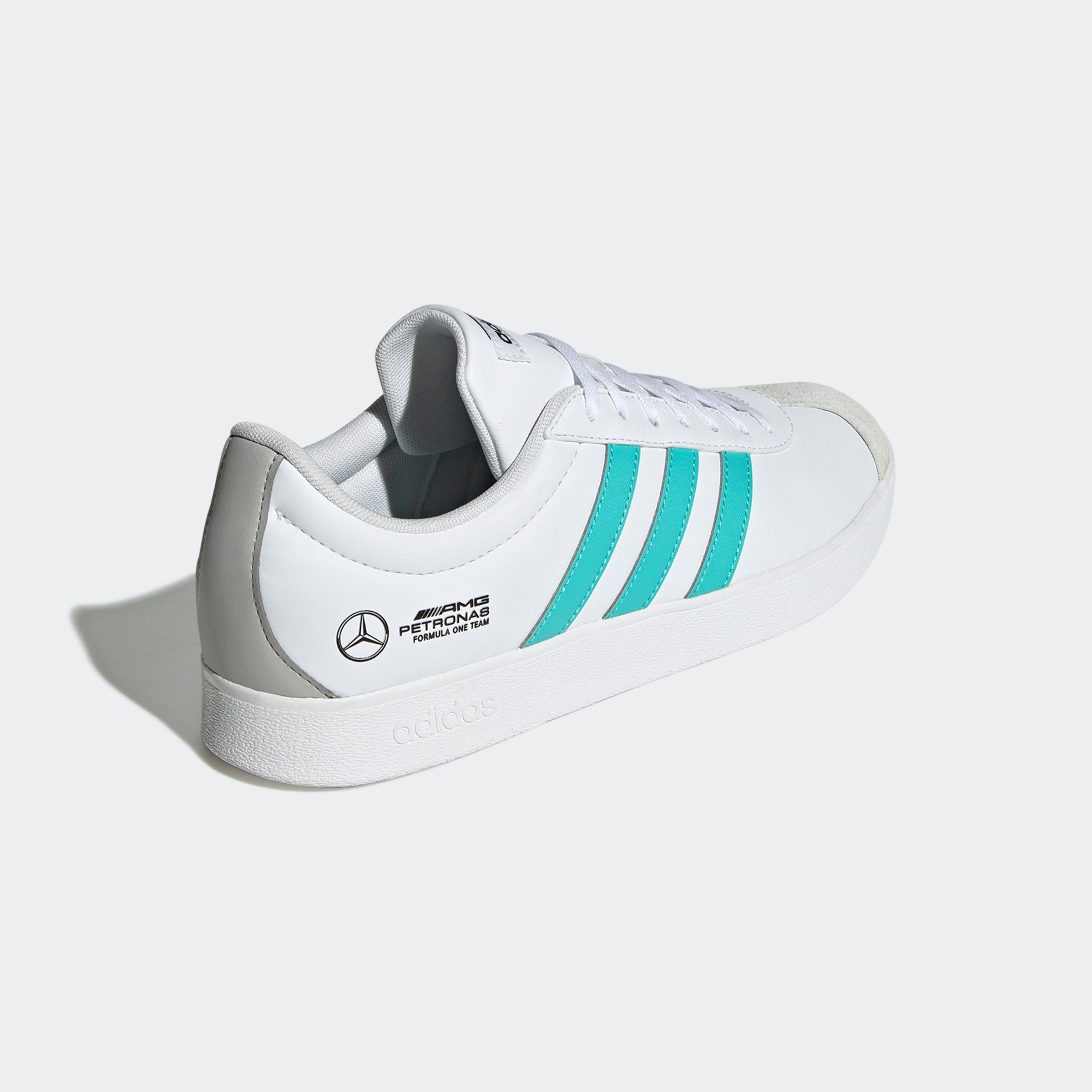 adidas Performance Sneakers MERCEDES - AMG PETRONAS FORMULA ONE TEAM VL court schoen