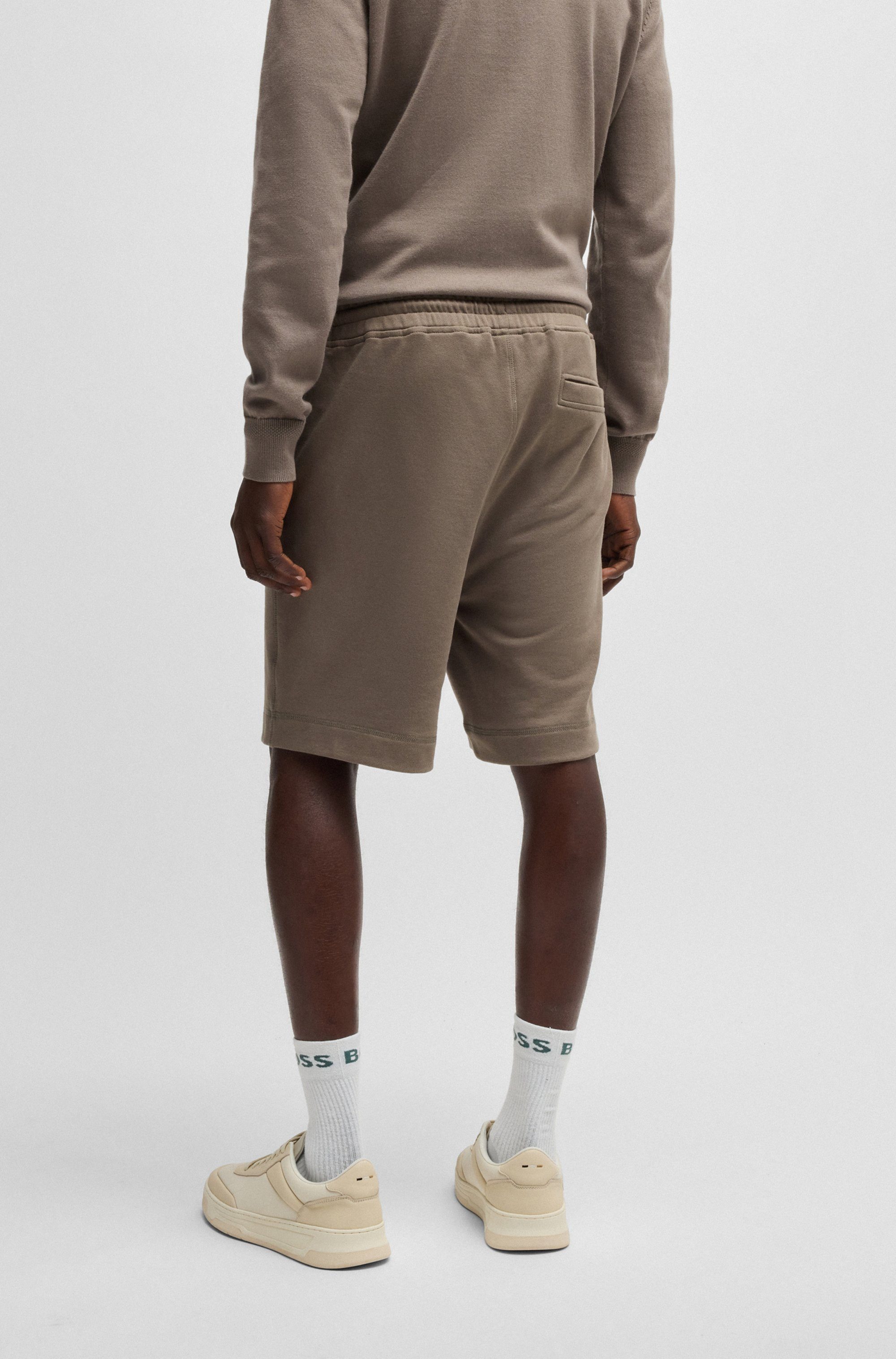 Boss Orange Sweatshort Sewalk met boss-merklabel