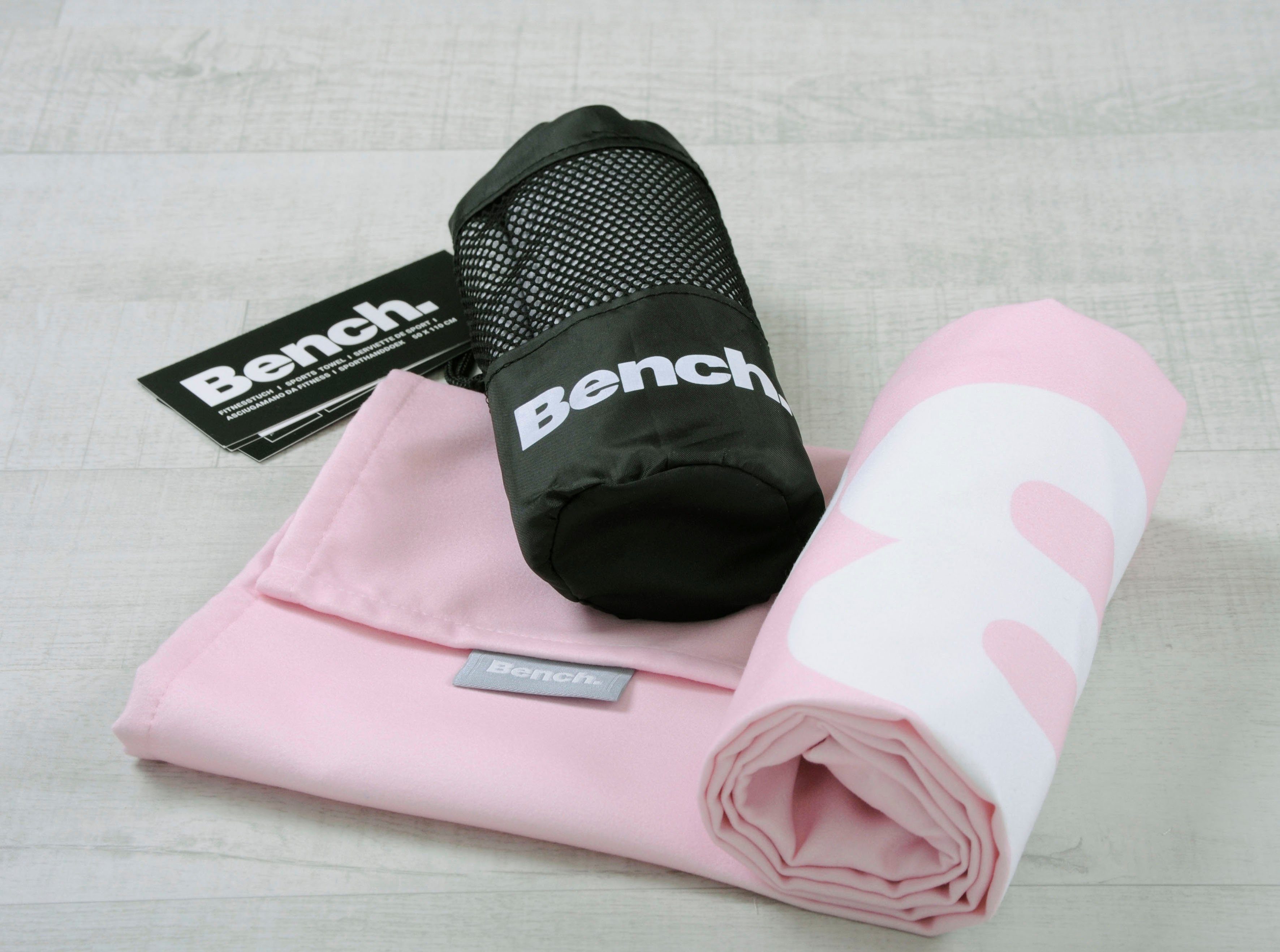 Bench. Sporthanddoek Bench Bench fitnessdoek / sport towel met klep & tas, 50x110 cm (1 stuk)
