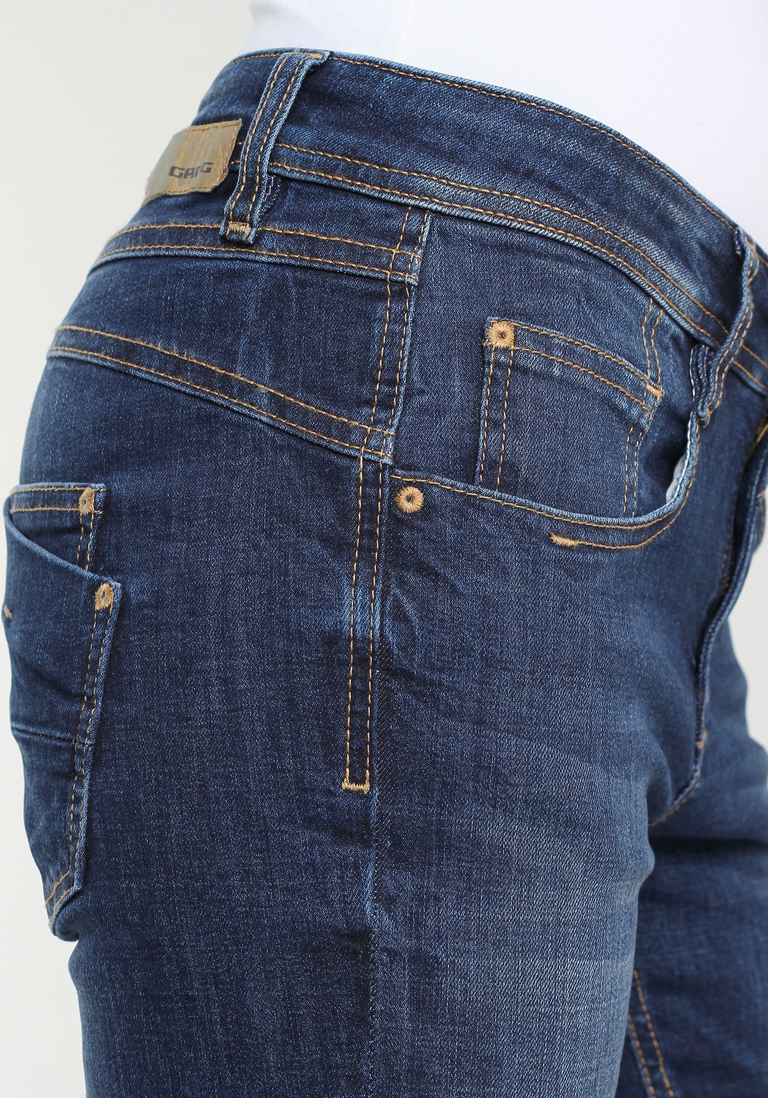 GANG Relax fit jeans 94AMELIE met dubbele rechter achterzak