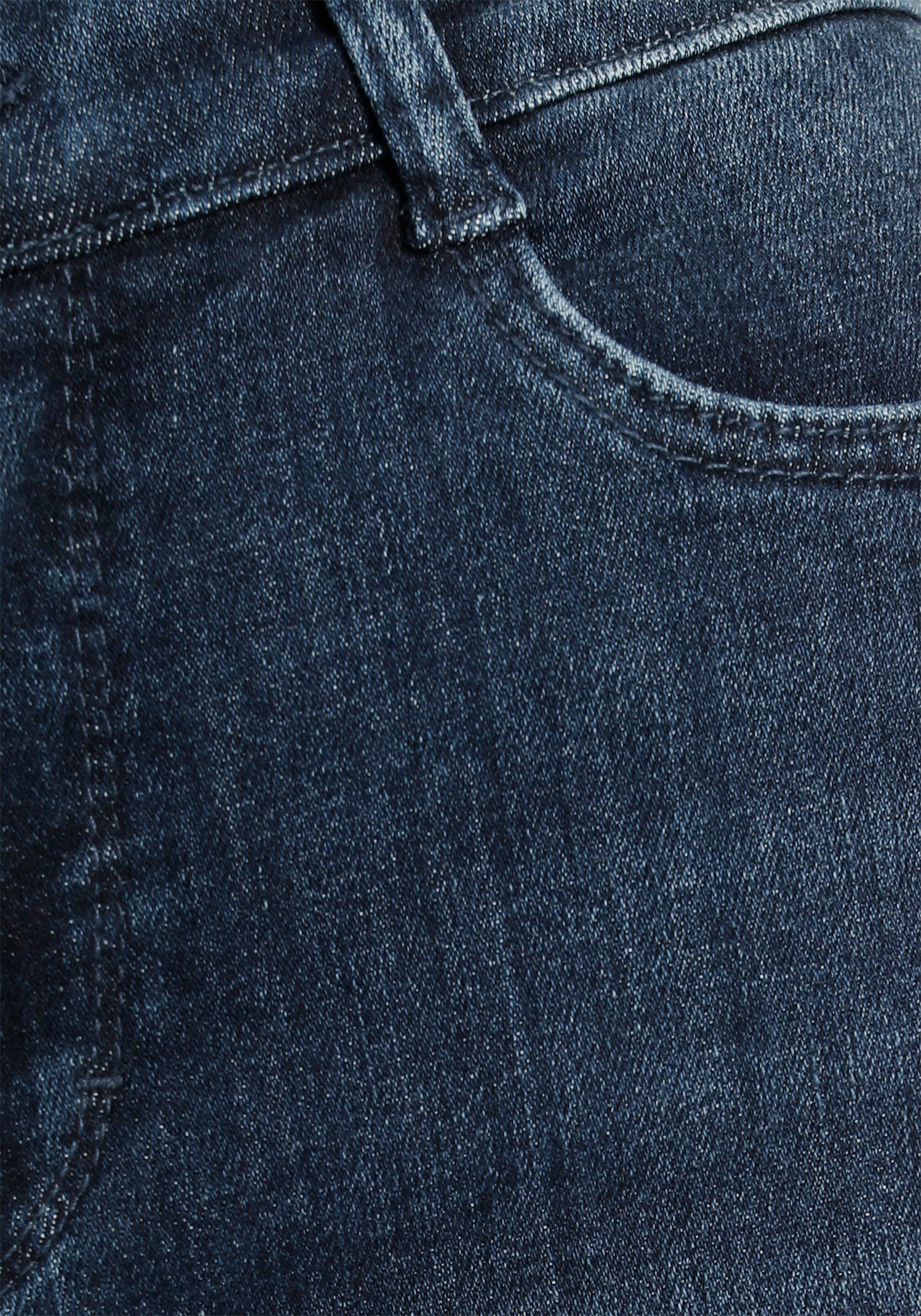 MAC Bootcut jeans Dream-Boot Recht belijnd met iets uitlopende pijpen