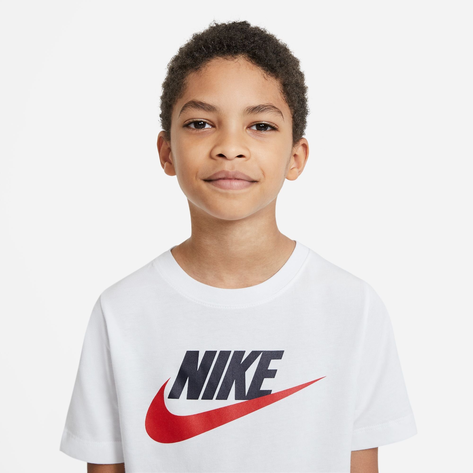 Nike Sportswear T-shirt Big Kids' Cotton T-Shirt