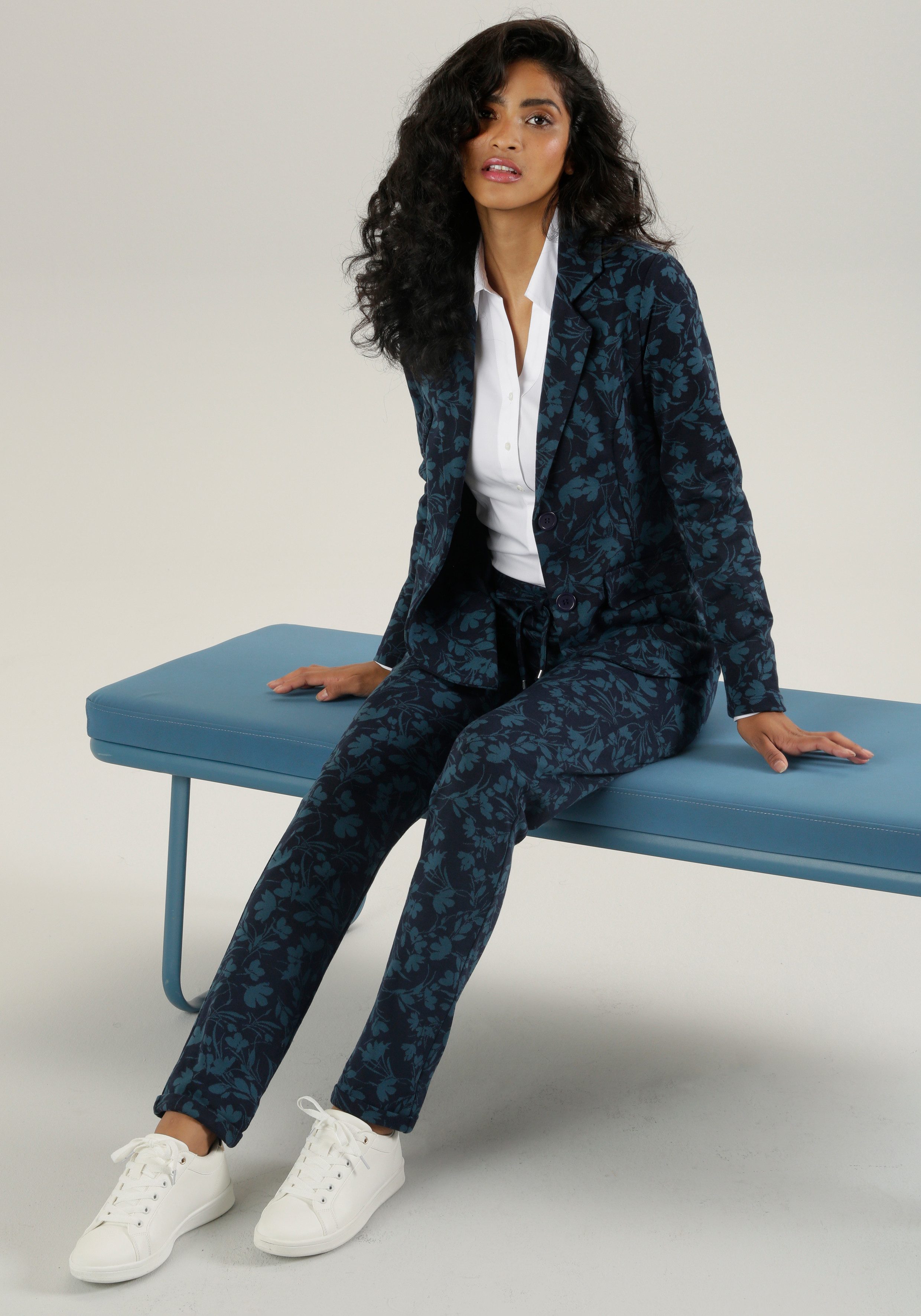 Aniston SELECTED Comfortbroek met praktische steekzakken