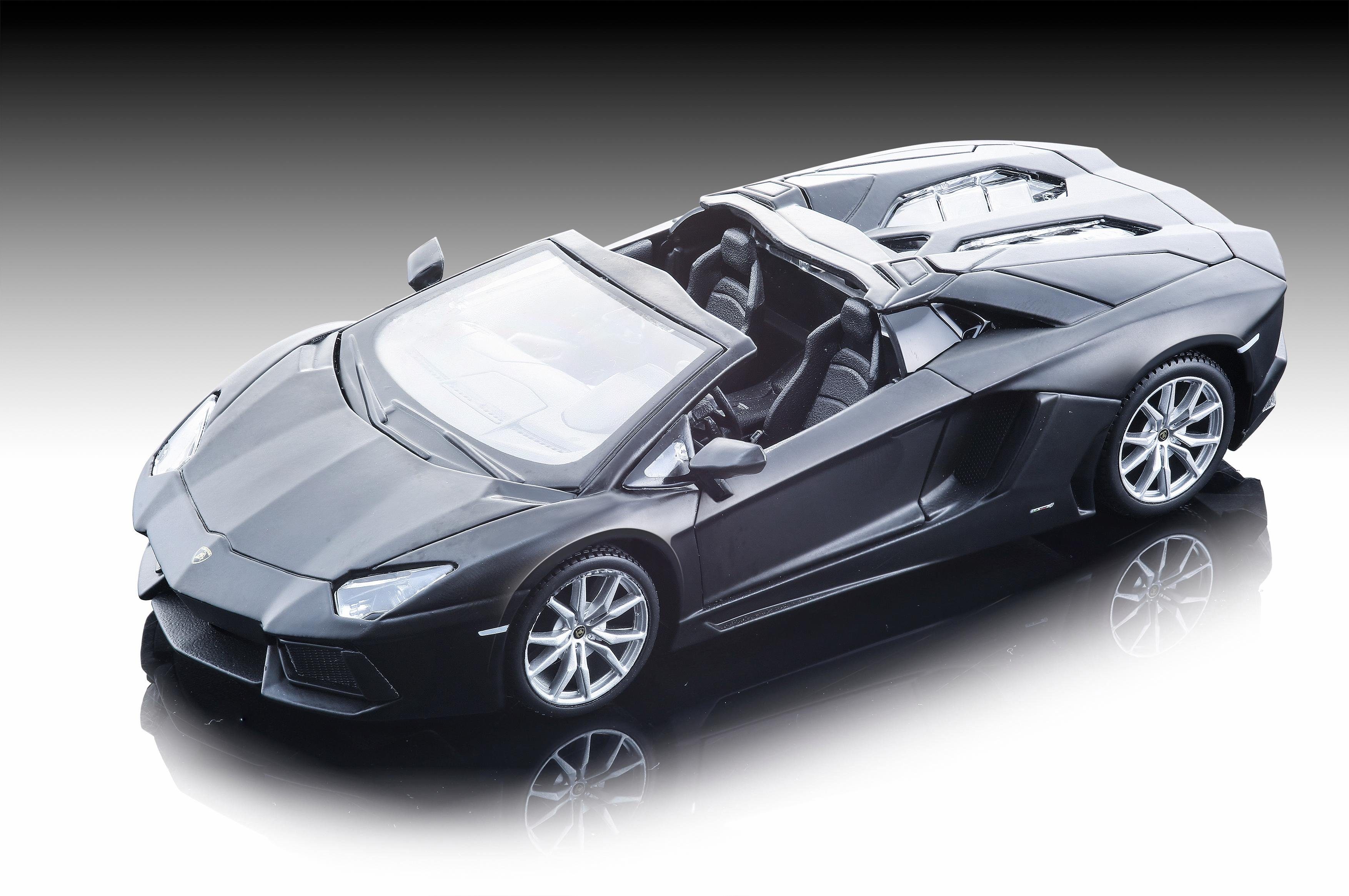 Maisto® Auto op schaal Dull black collection, Lamborghini Aventador LP-700-4 Roadster, 1:24