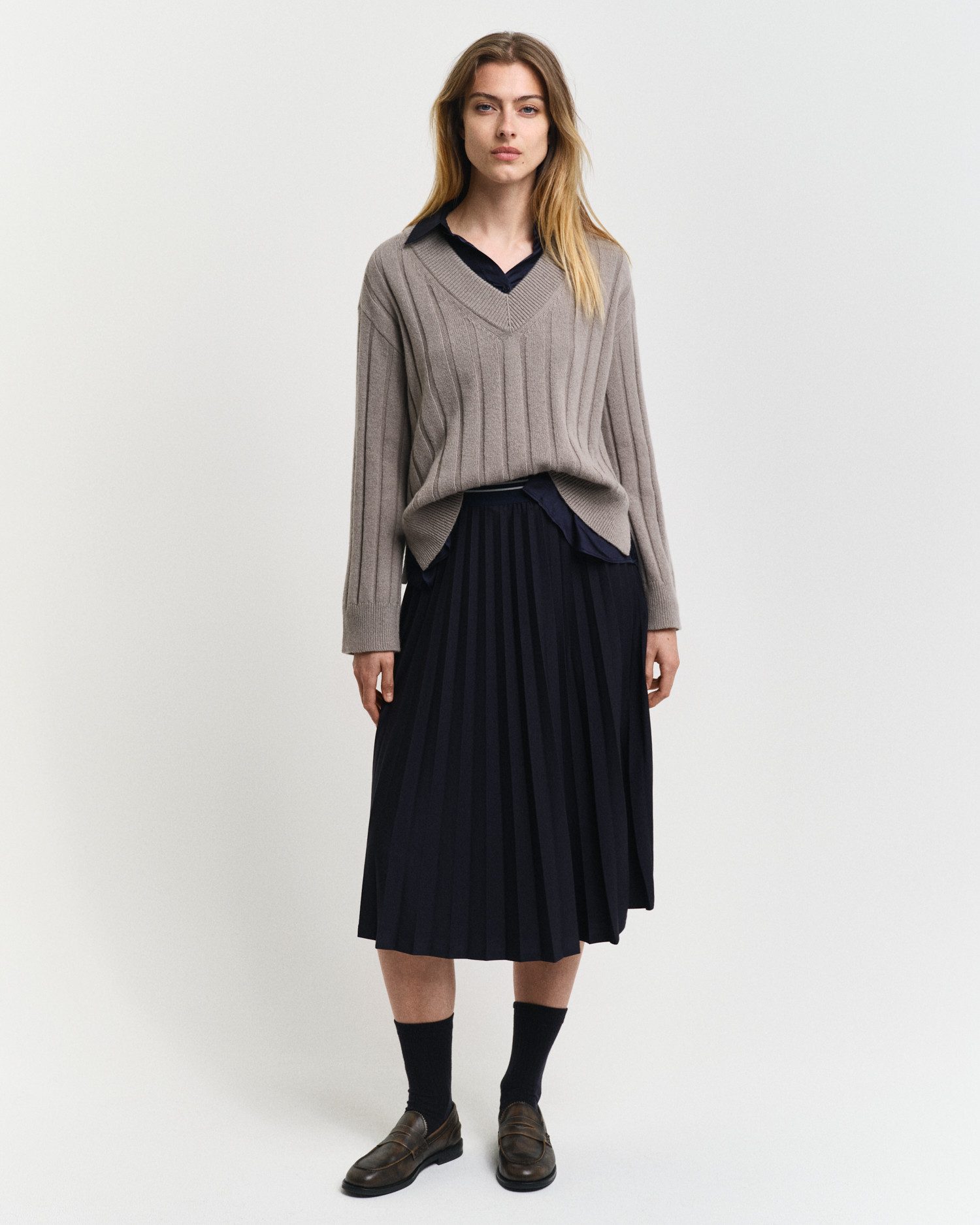 Gant Trui met V-hals WIDE RIBBED WOOL V-NECK met zij-splits in de zoom, breed geribbeld