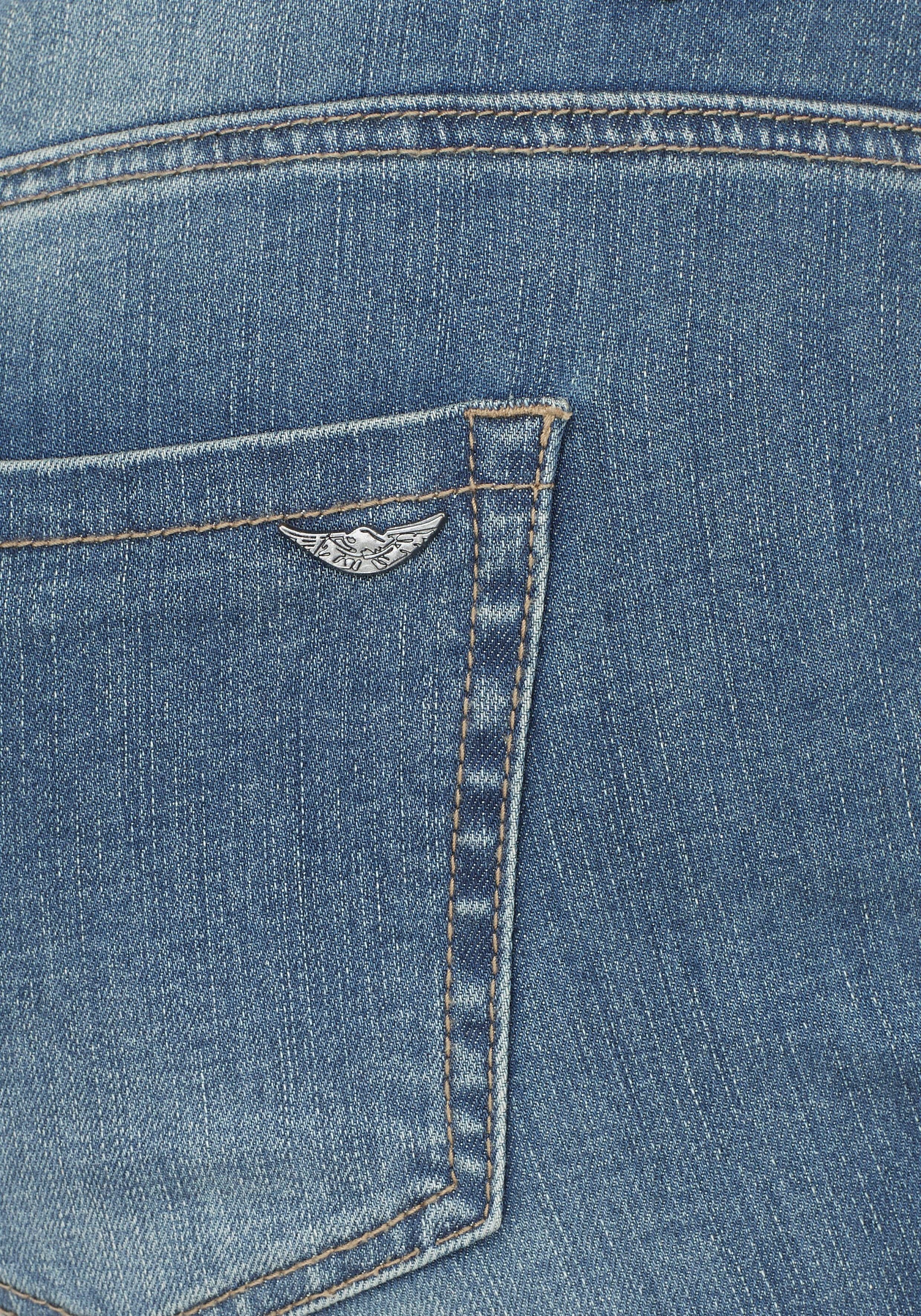 Arizona Slim fit jeans Curve-Collection hoge taille, five-pocket-ontwerp, ritssluiting
