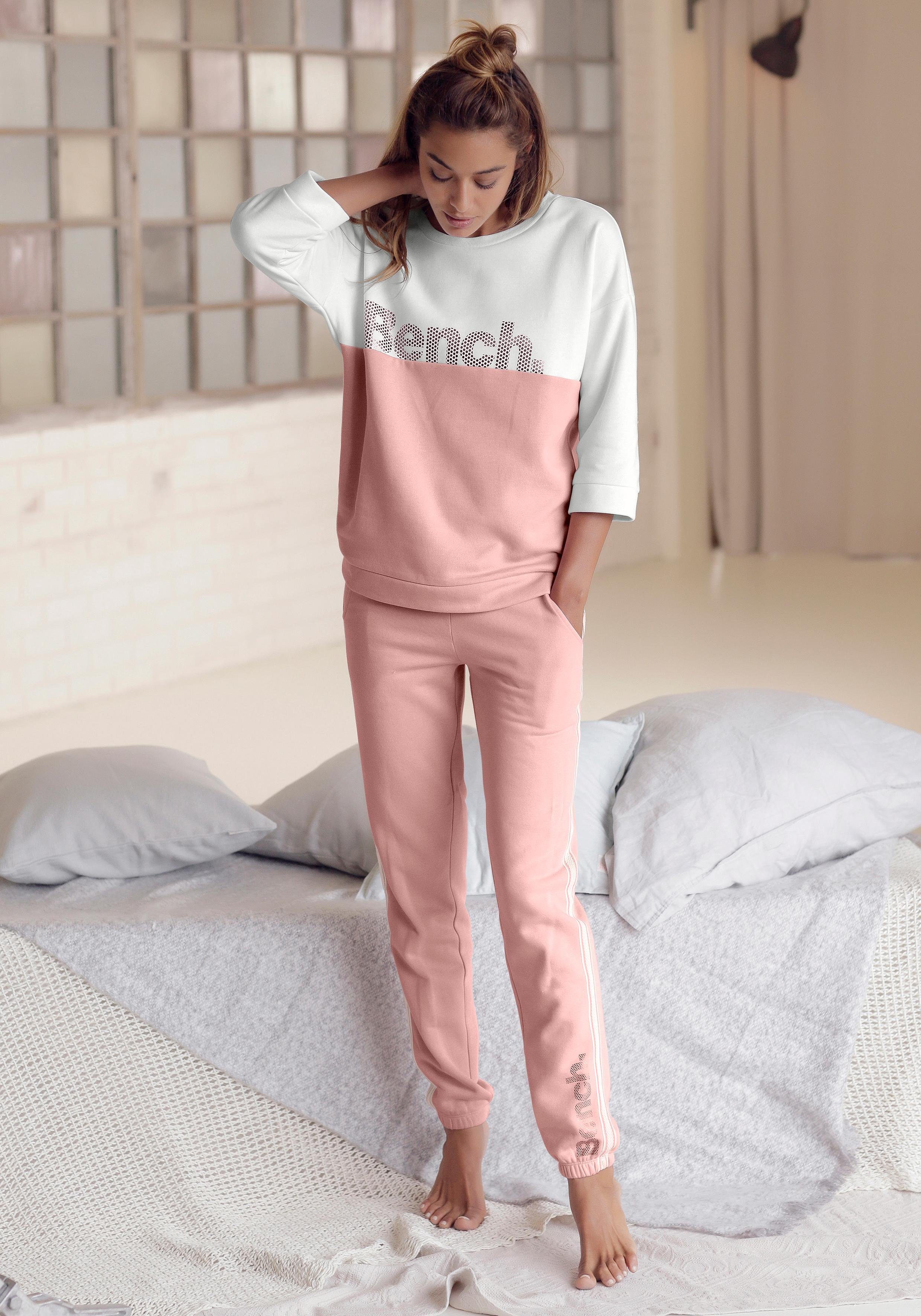 Bench. Sweatshirt in colorblocking ontwerp, loungewear, loungeanzug