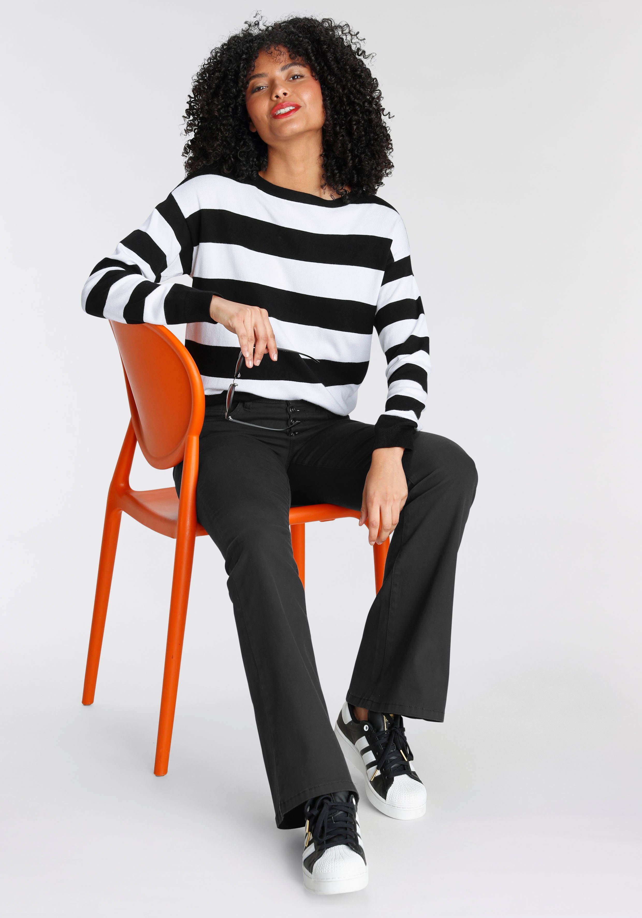 AJC Bootcutbroek met knoopsluiting in 5-pocket-stijl