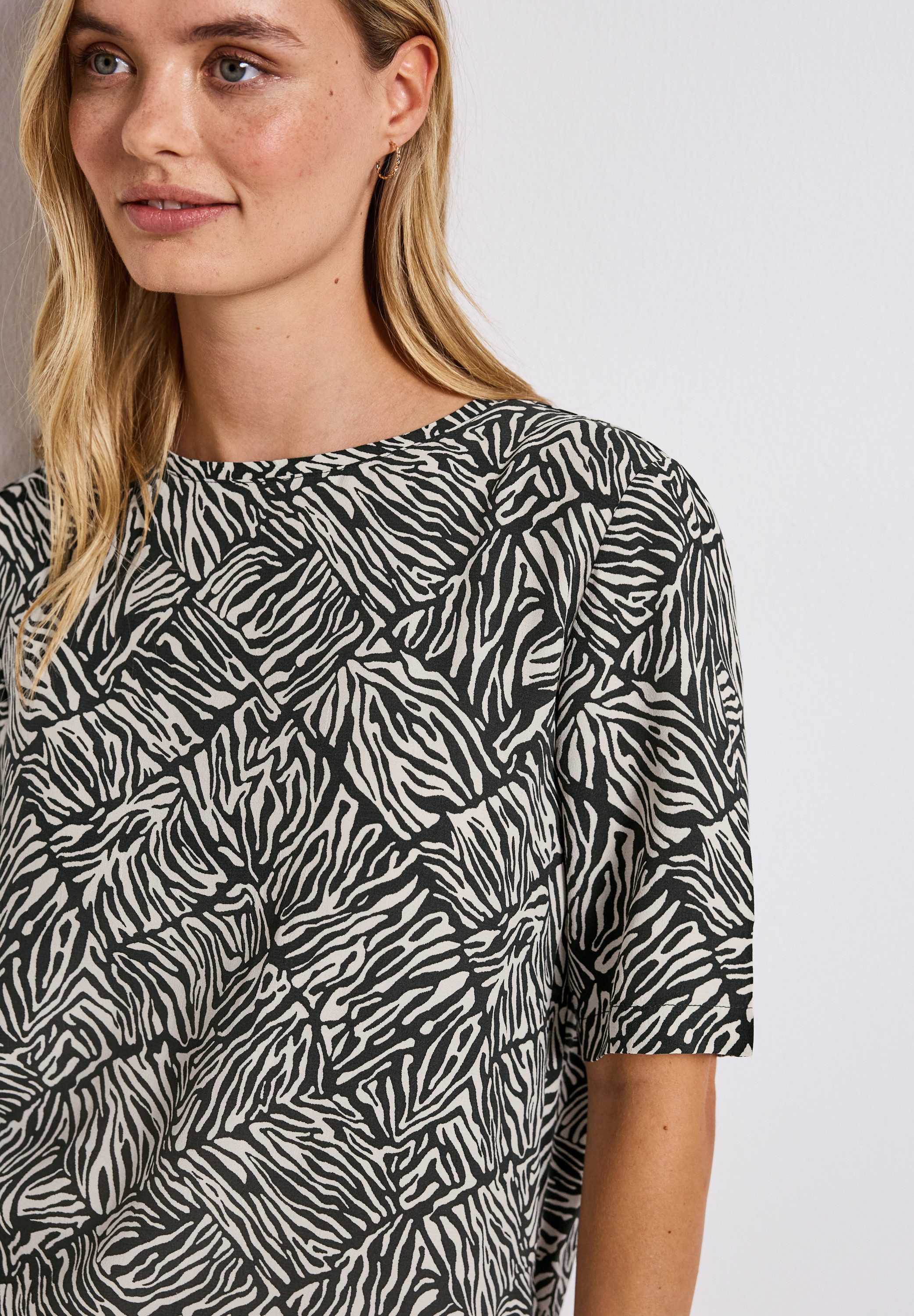 STREET ONE T-shirt met motief, met tunnelkoord