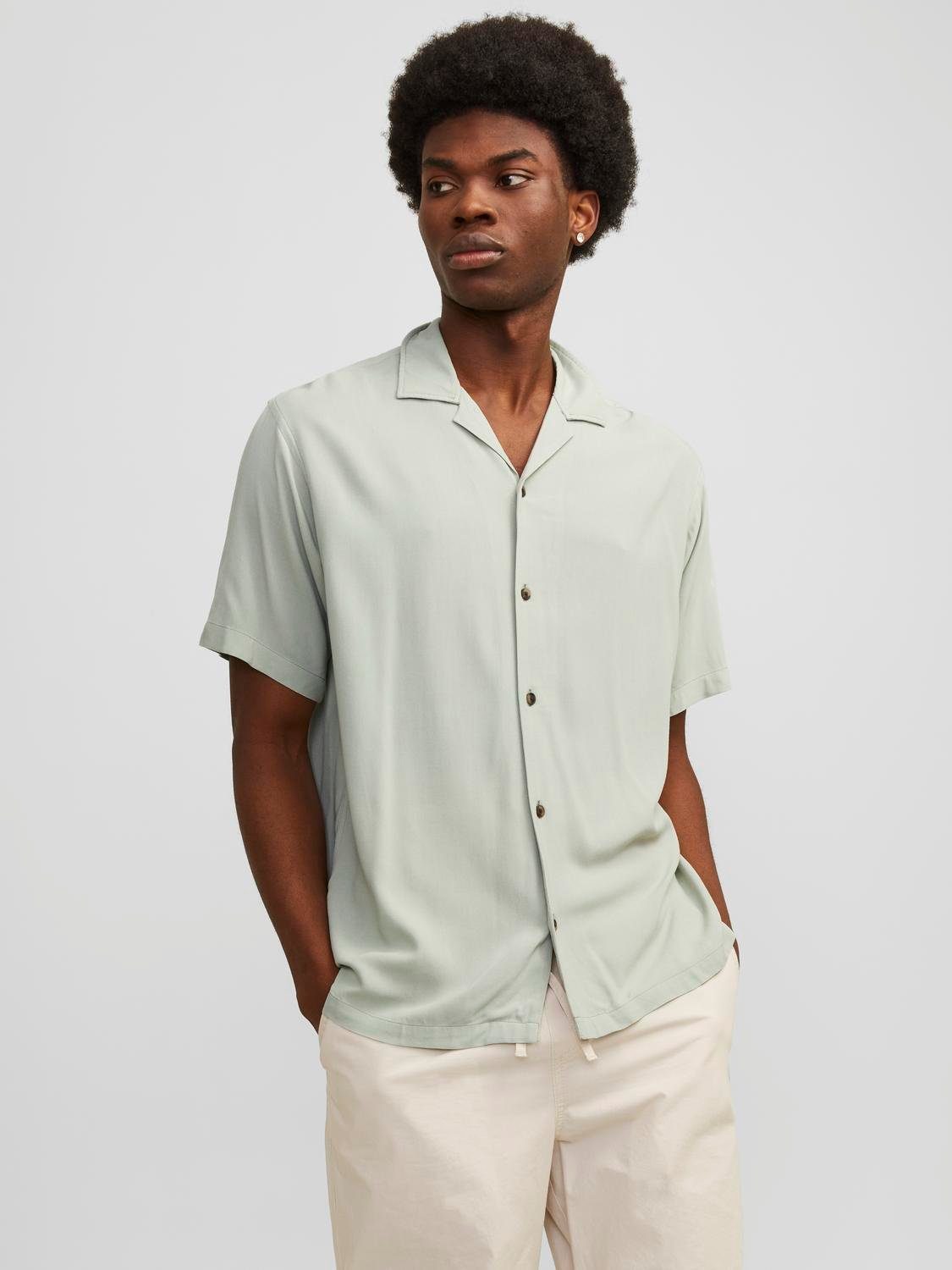 Jack & Jones Overhemd met korte mouwen JJEJEFF SOLID RESORT SHIRT SS SN