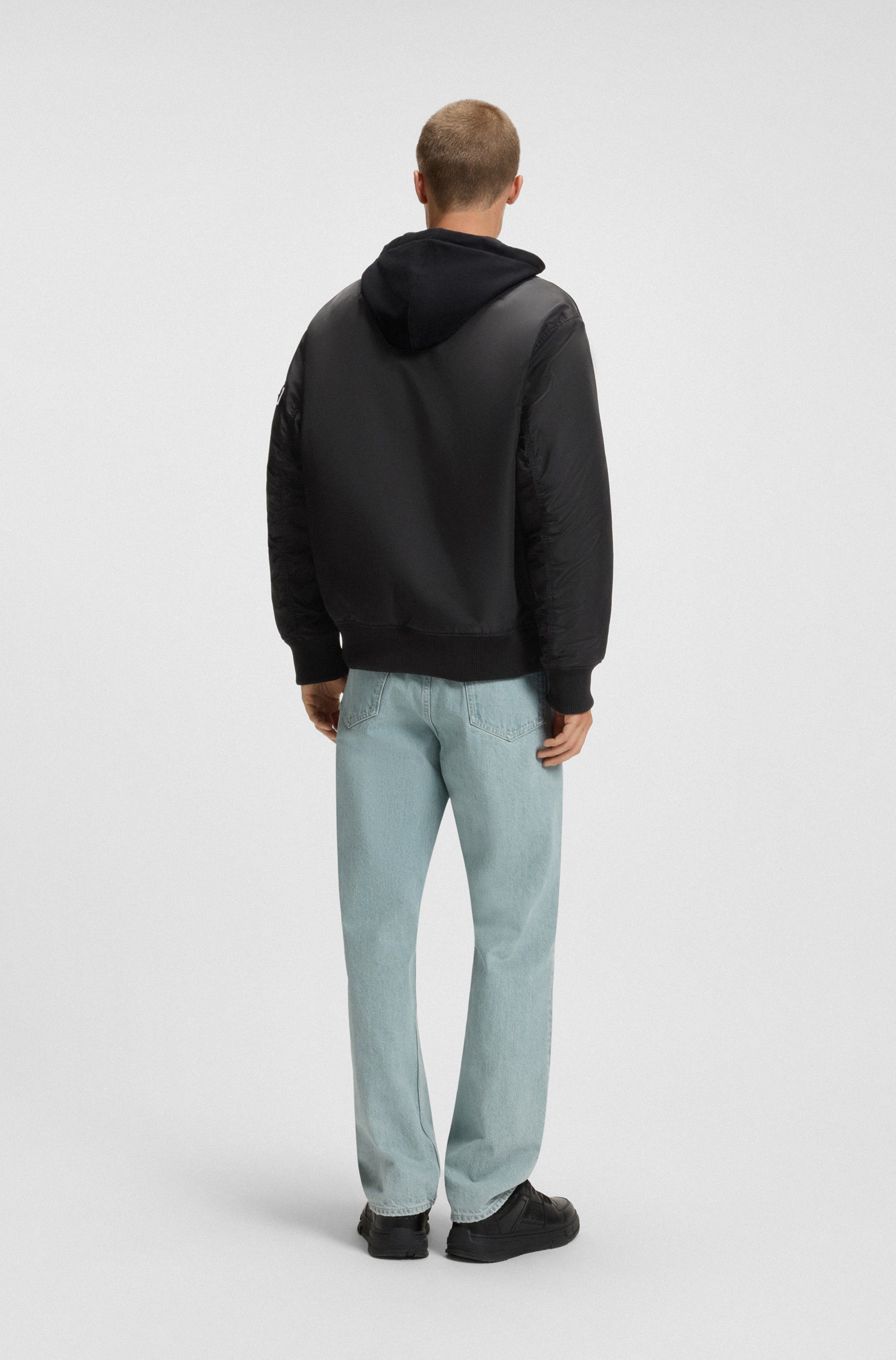 HUGO Blue Blouson Biero met waterafstotende afwerking en mouwzak