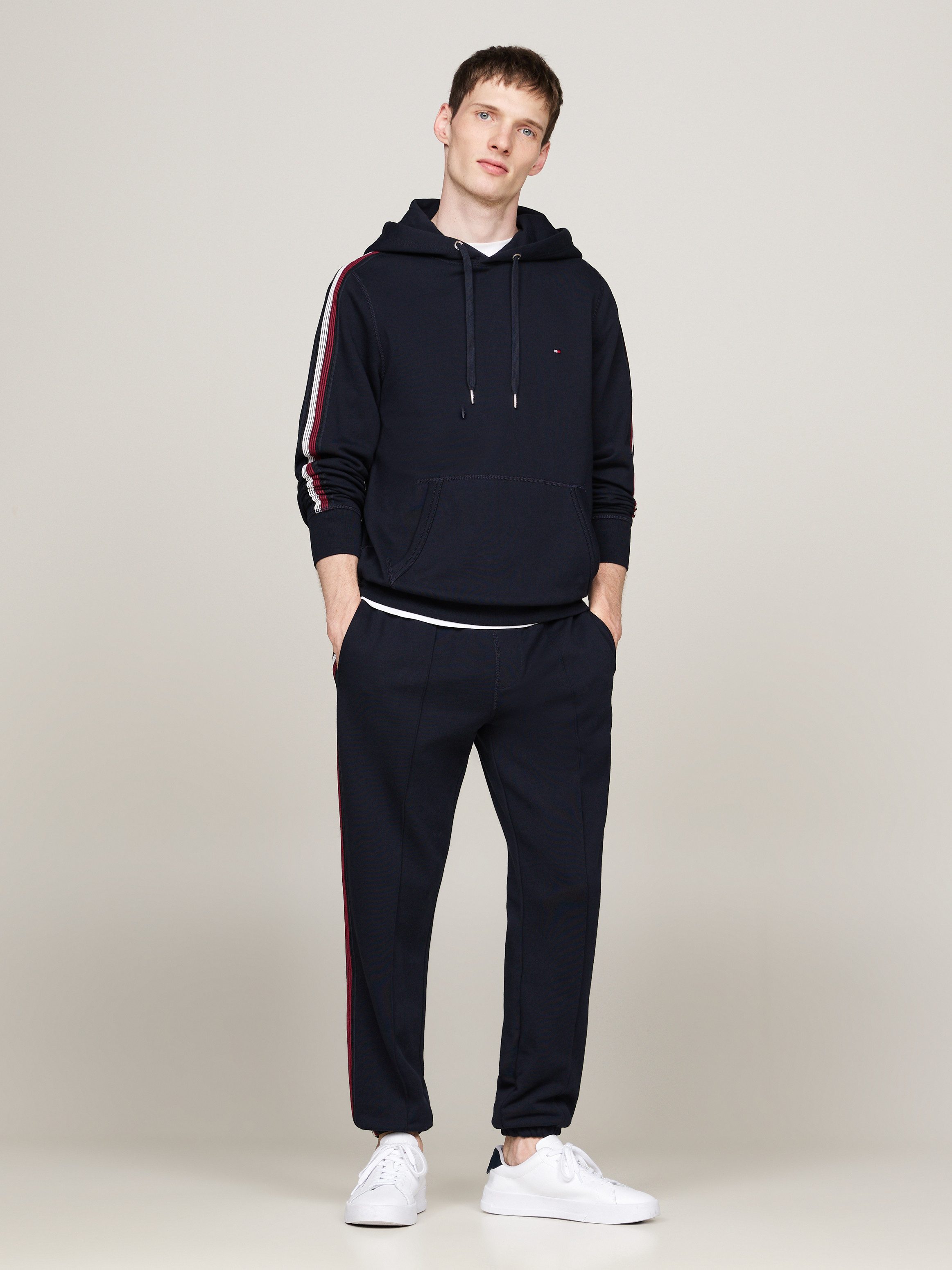 Tommy Hilfiger Hoodie GLOBAL STRIPE TAPE HOODY Tape met strepen in Tommy-kleuren op de mouwen