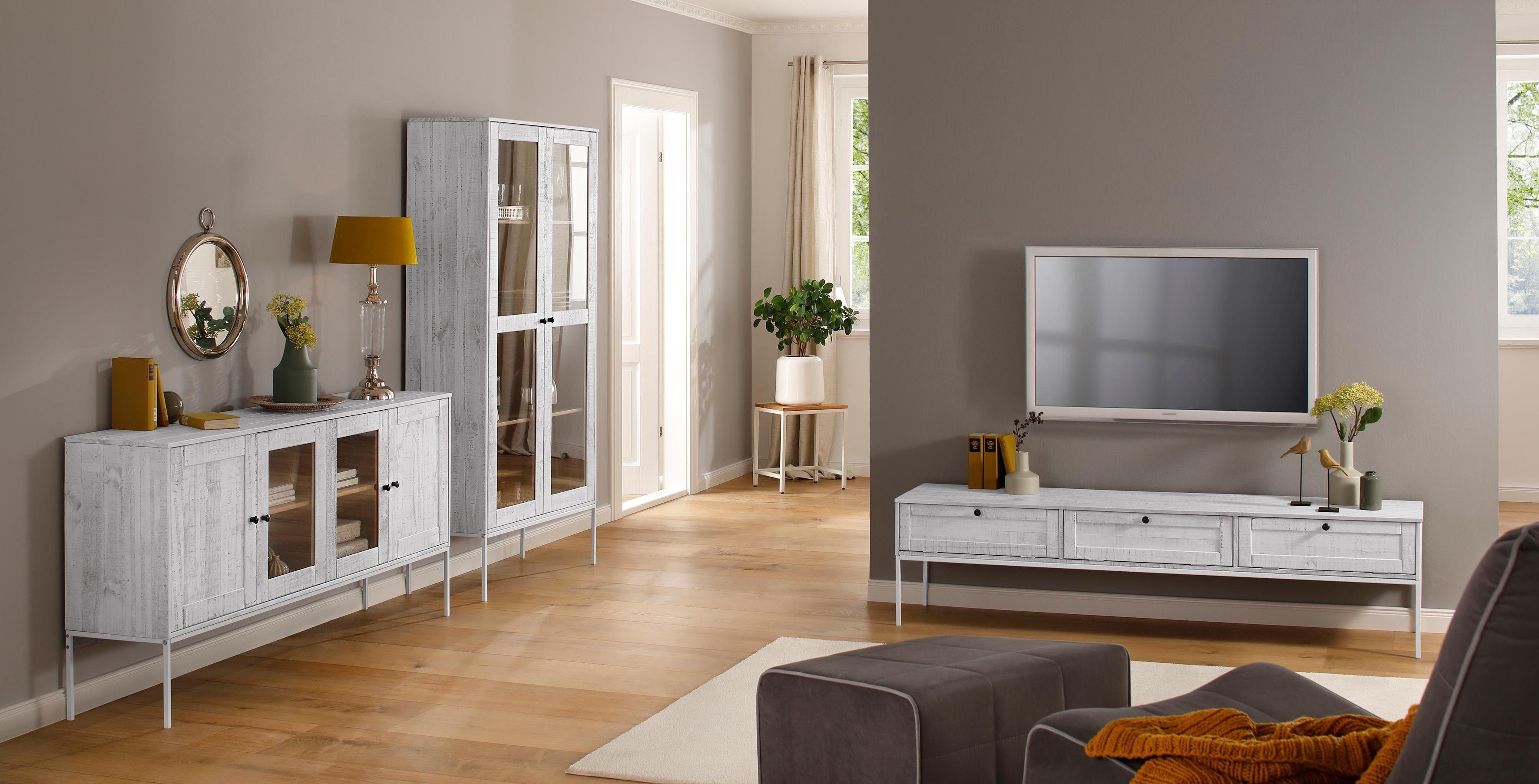 Home affaire Tv-meubel Freya Commode met 3 kleppen, metalen handgrepen, van massief hout, breedte 175 cm