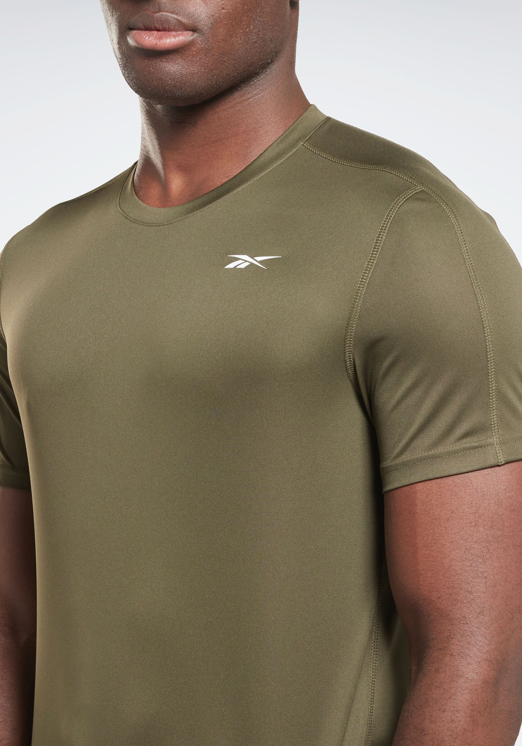 Reebok T-shirt