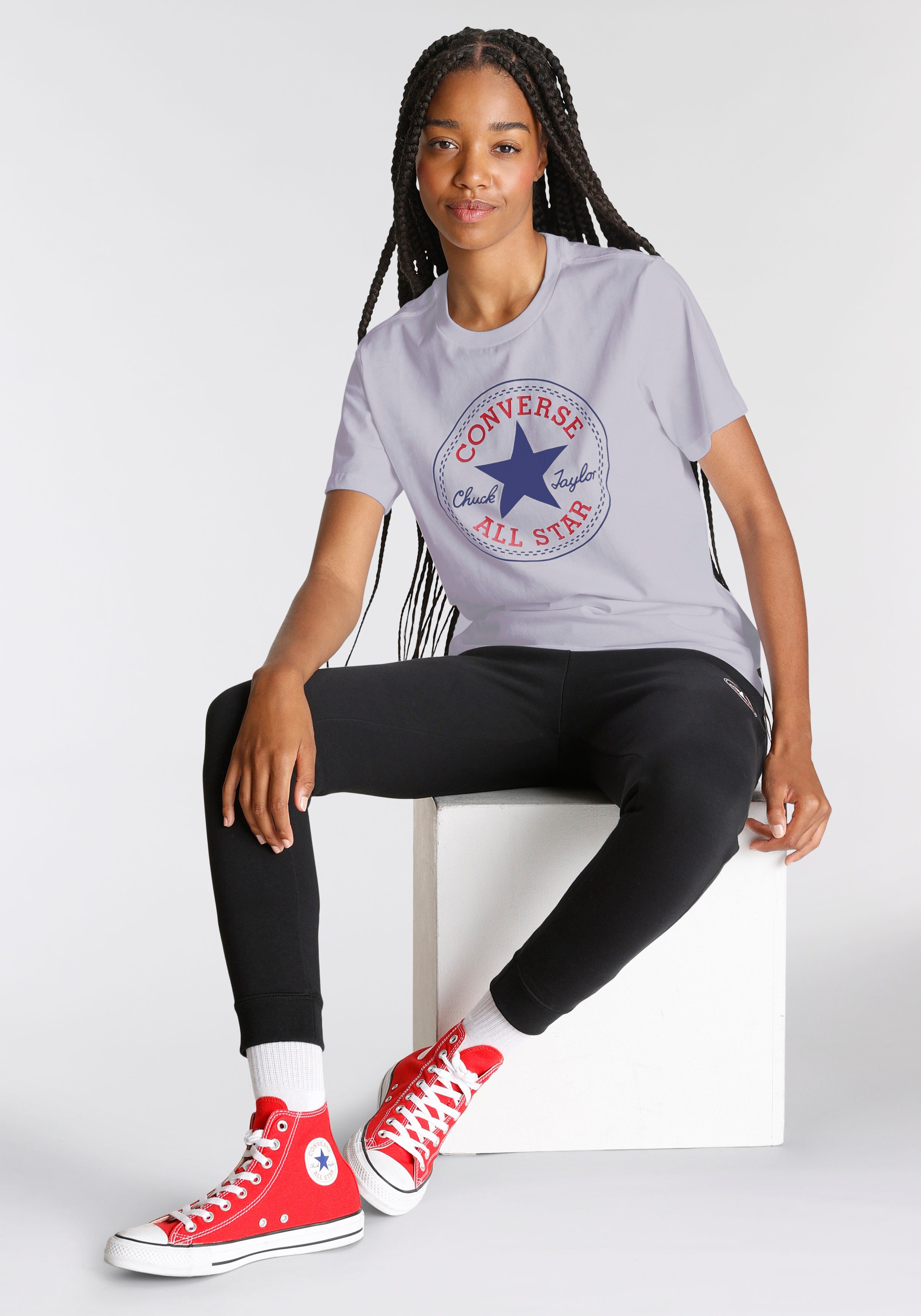 Converse T-shirt UNISEX CONVERSE GO-TO ALL STAR PATCH LOGO STANDARD FIT T-SHIRT (1-delig)